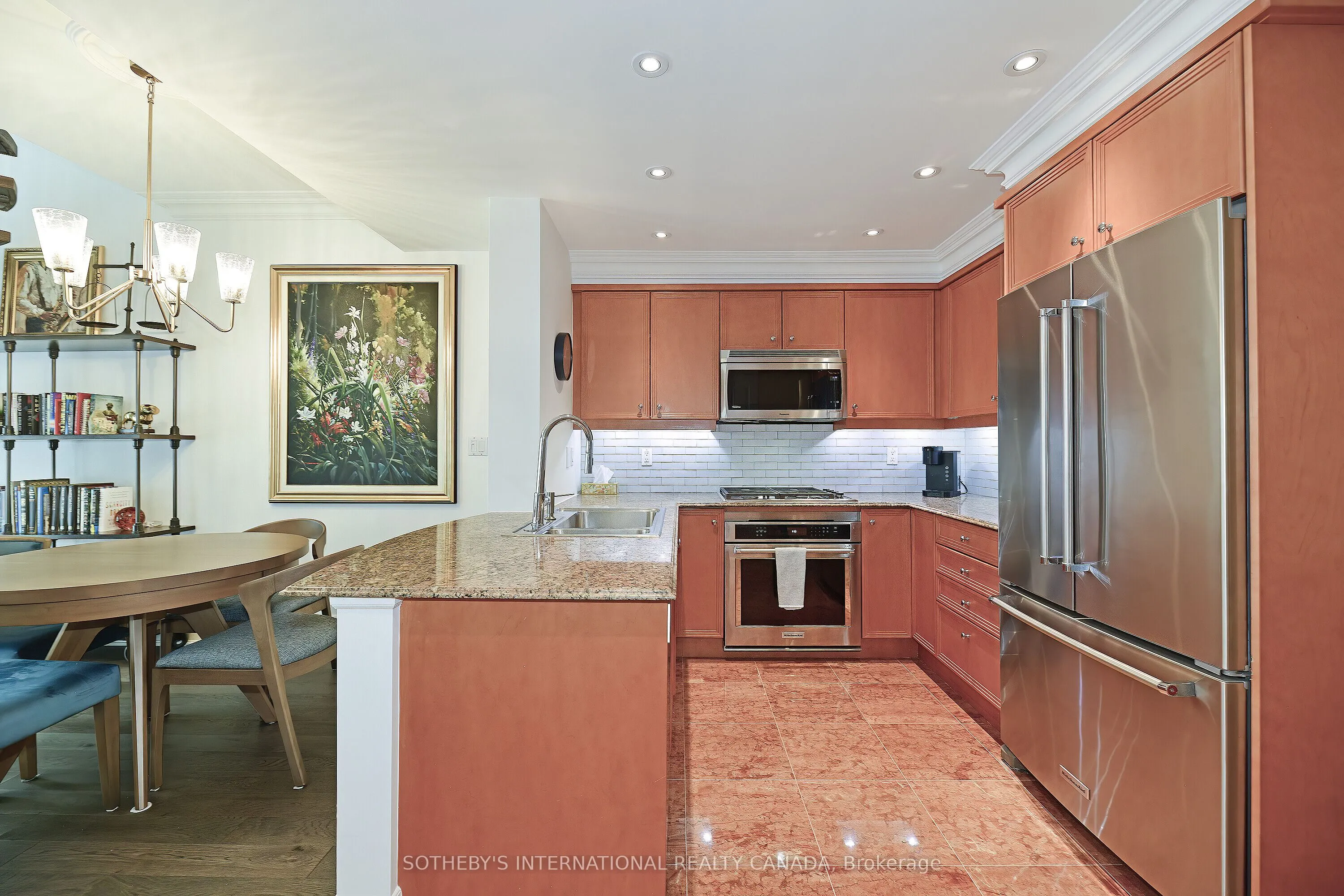 33 Delisle Avenue, #403