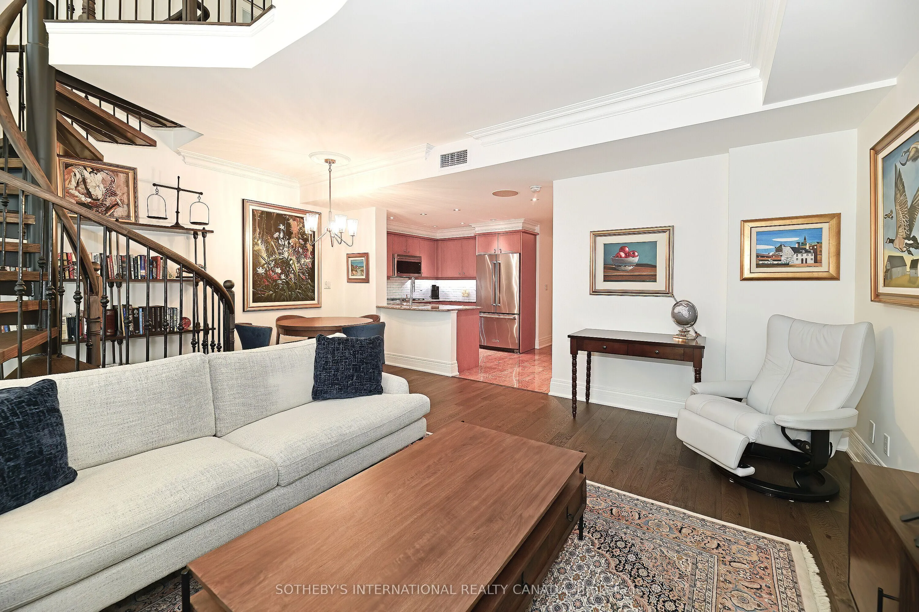 33 Delisle Avenue, #403
