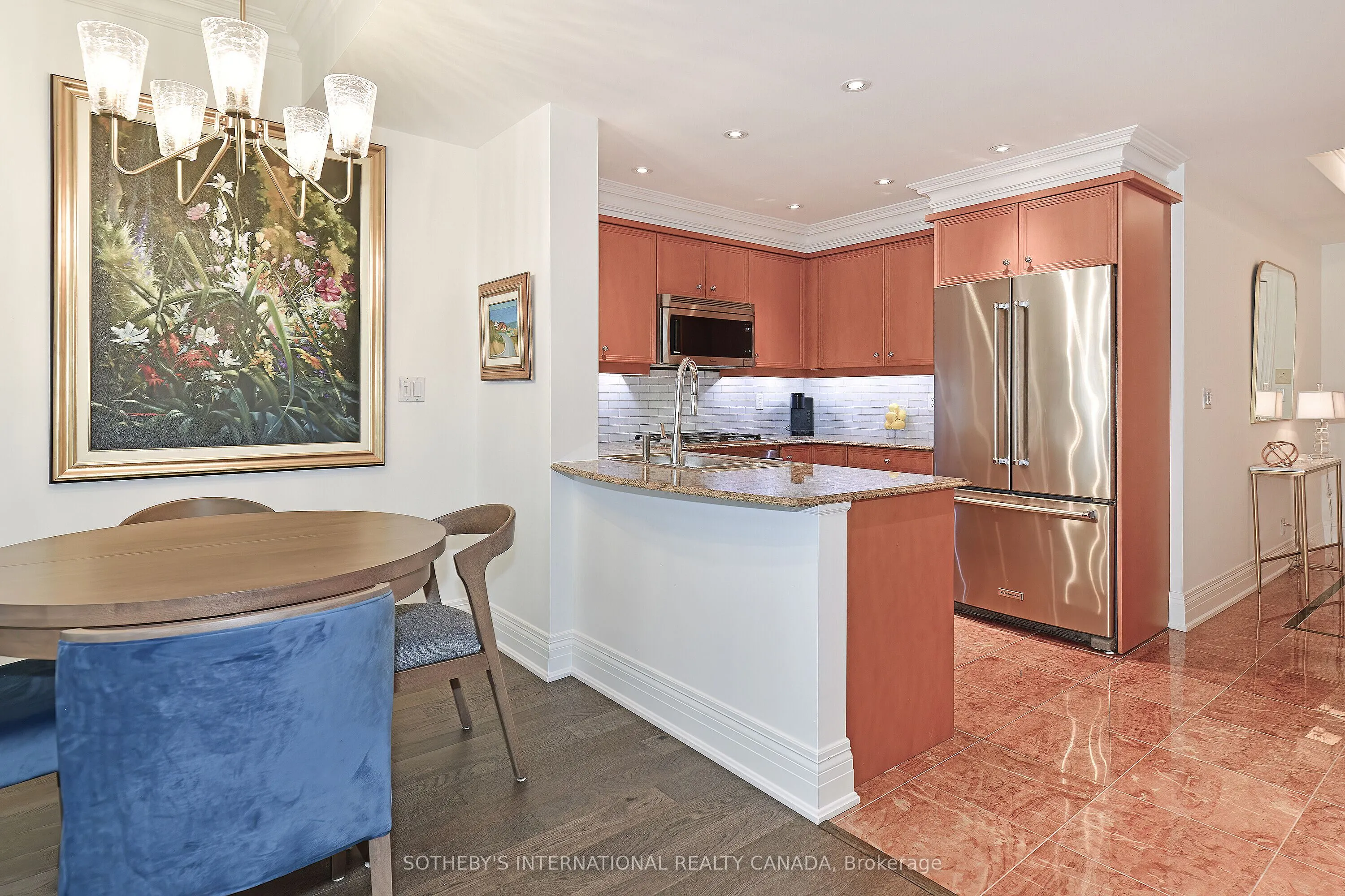 33 Delisle Avenue, #403