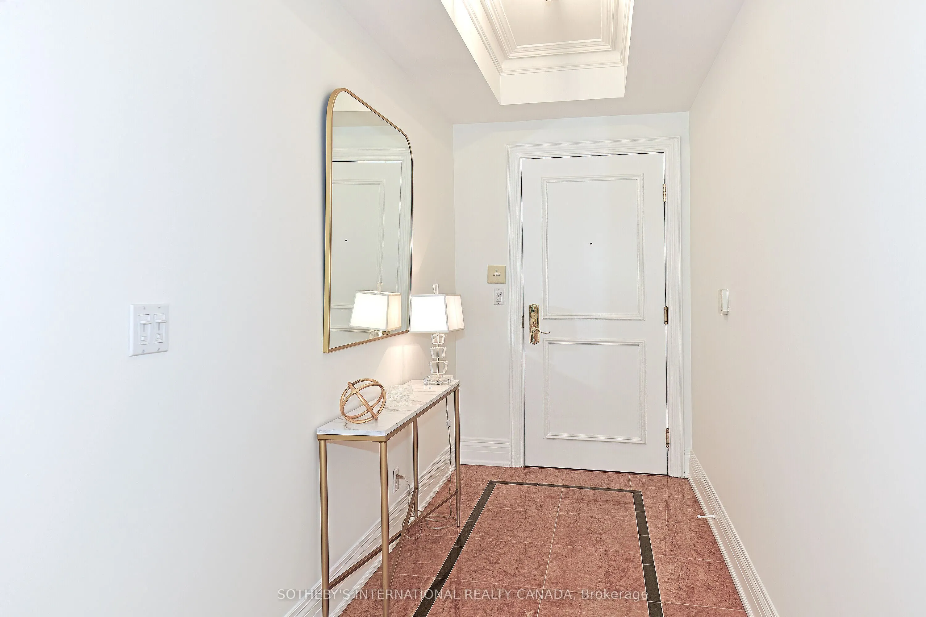 33 Delisle Avenue, #403