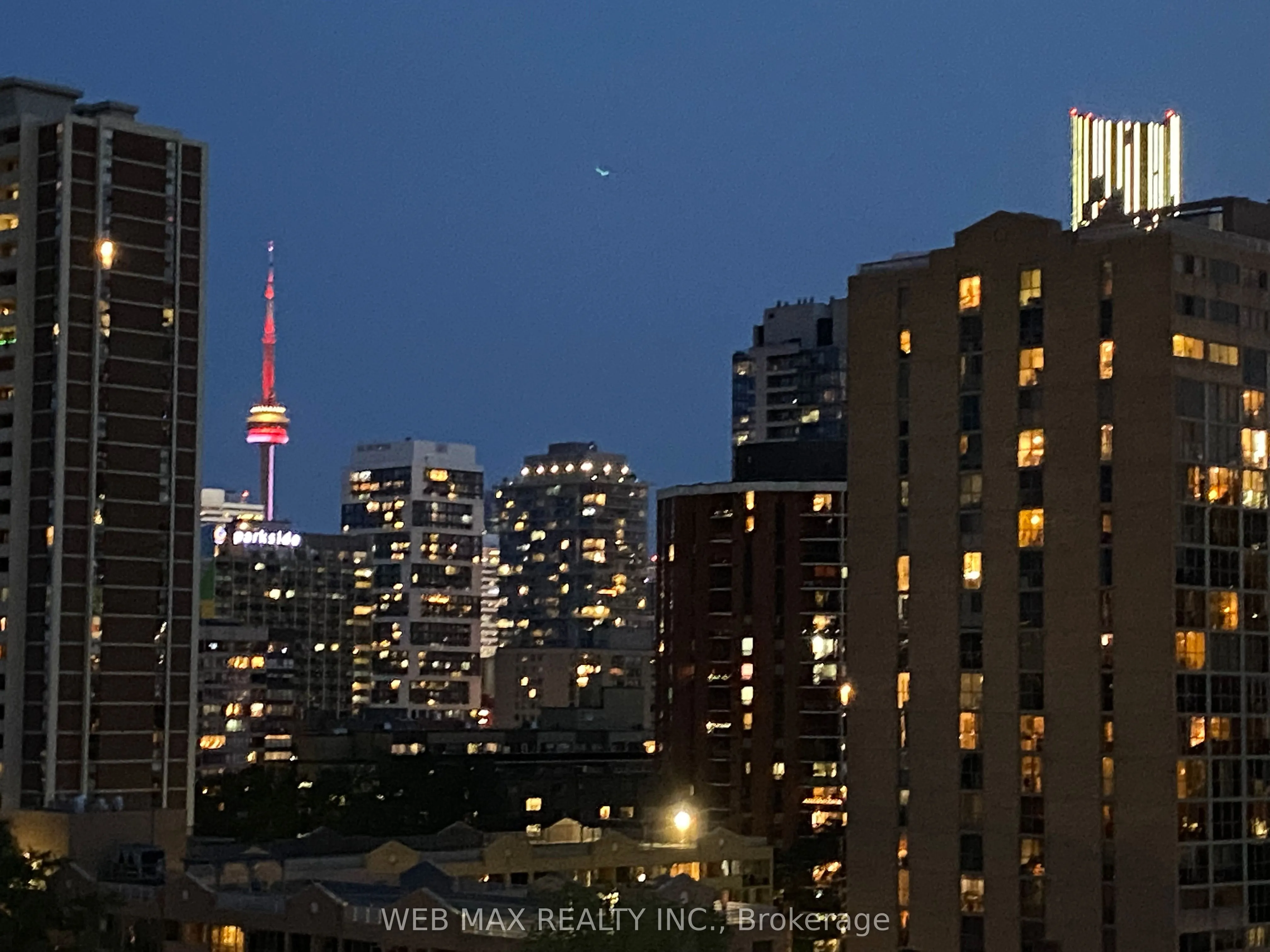 159 Wellesley Street E, #605