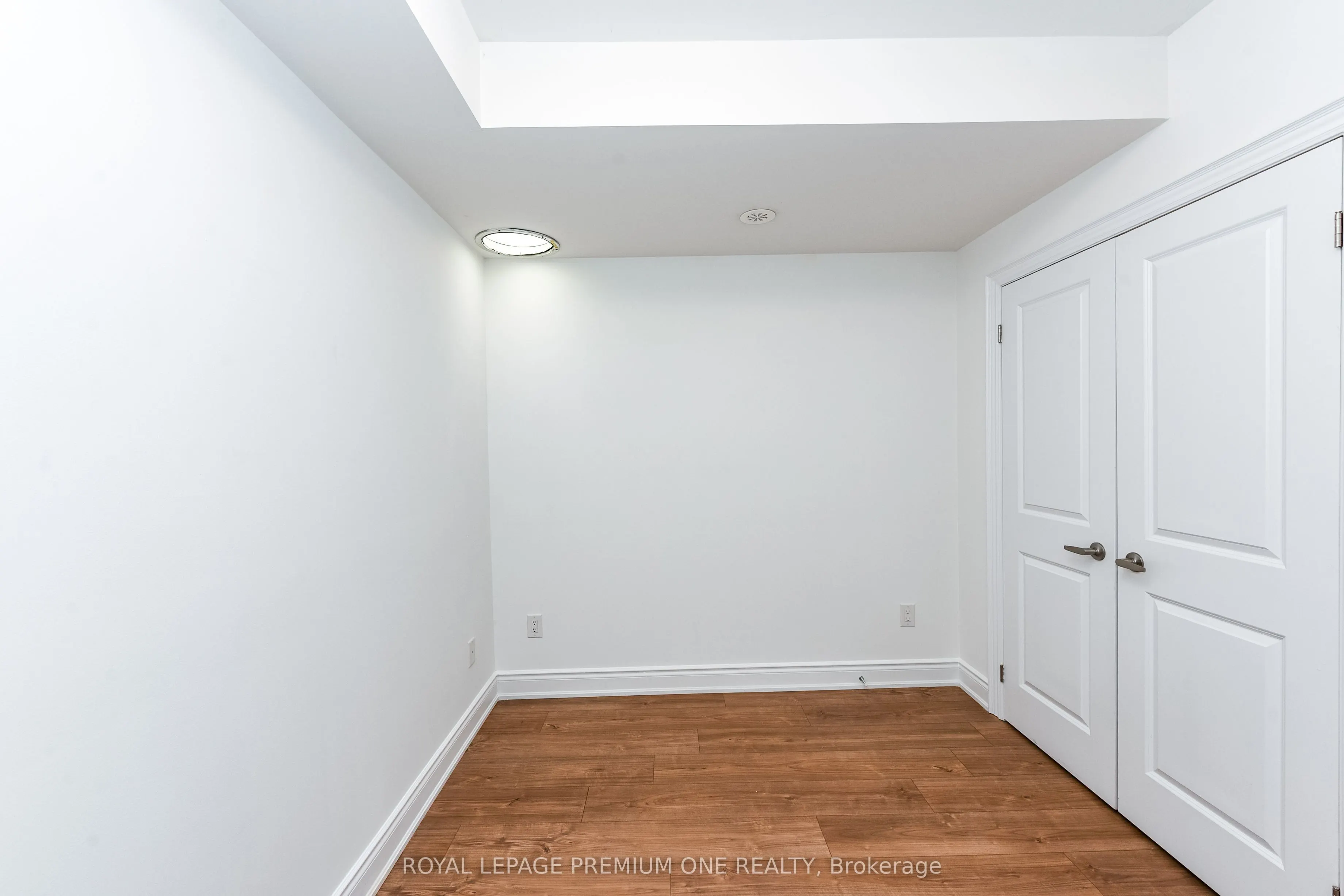 1145 Ossington Avenue, #11