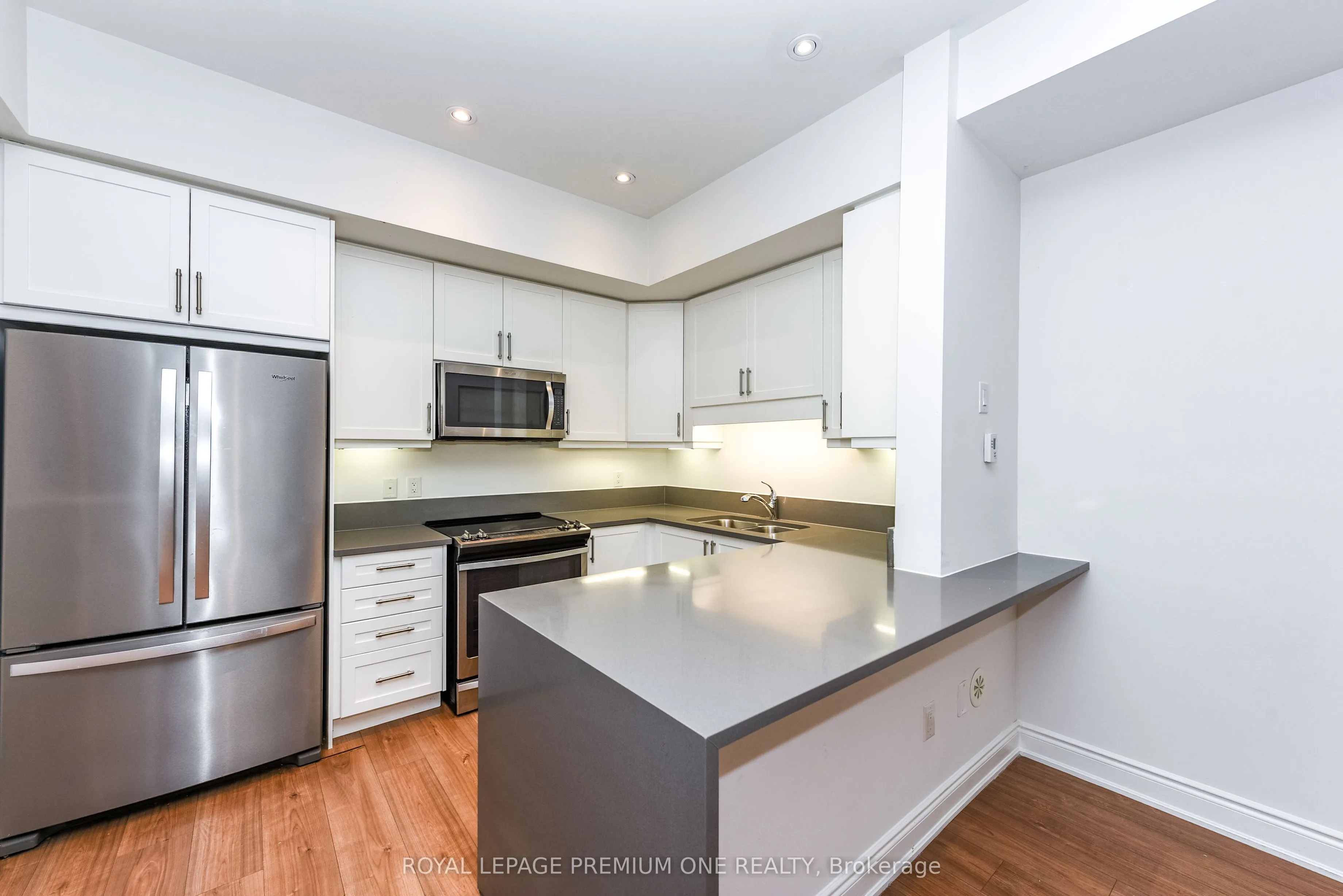 1145 Ossington Avenue, #11