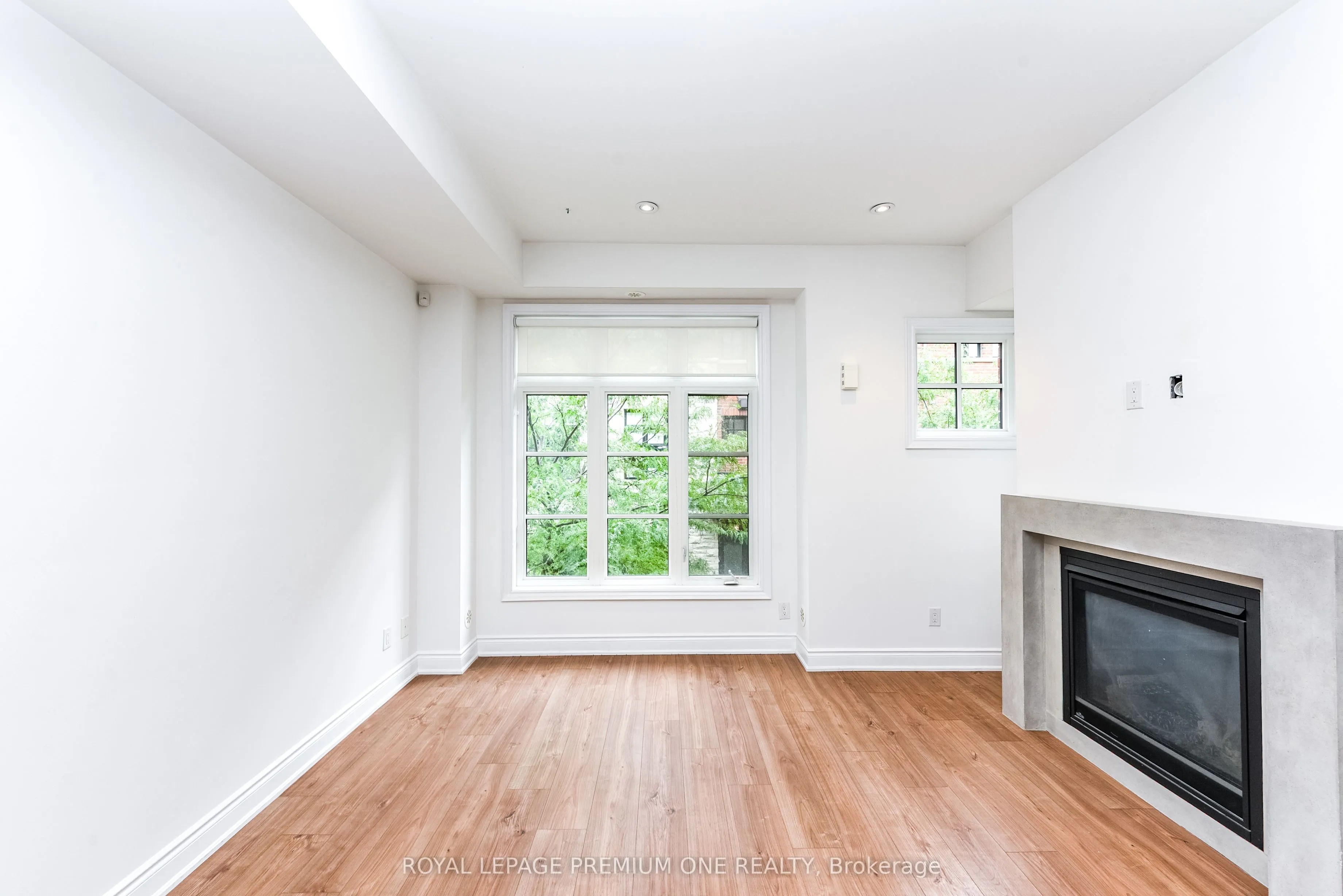 1145 Ossington Avenue, #11