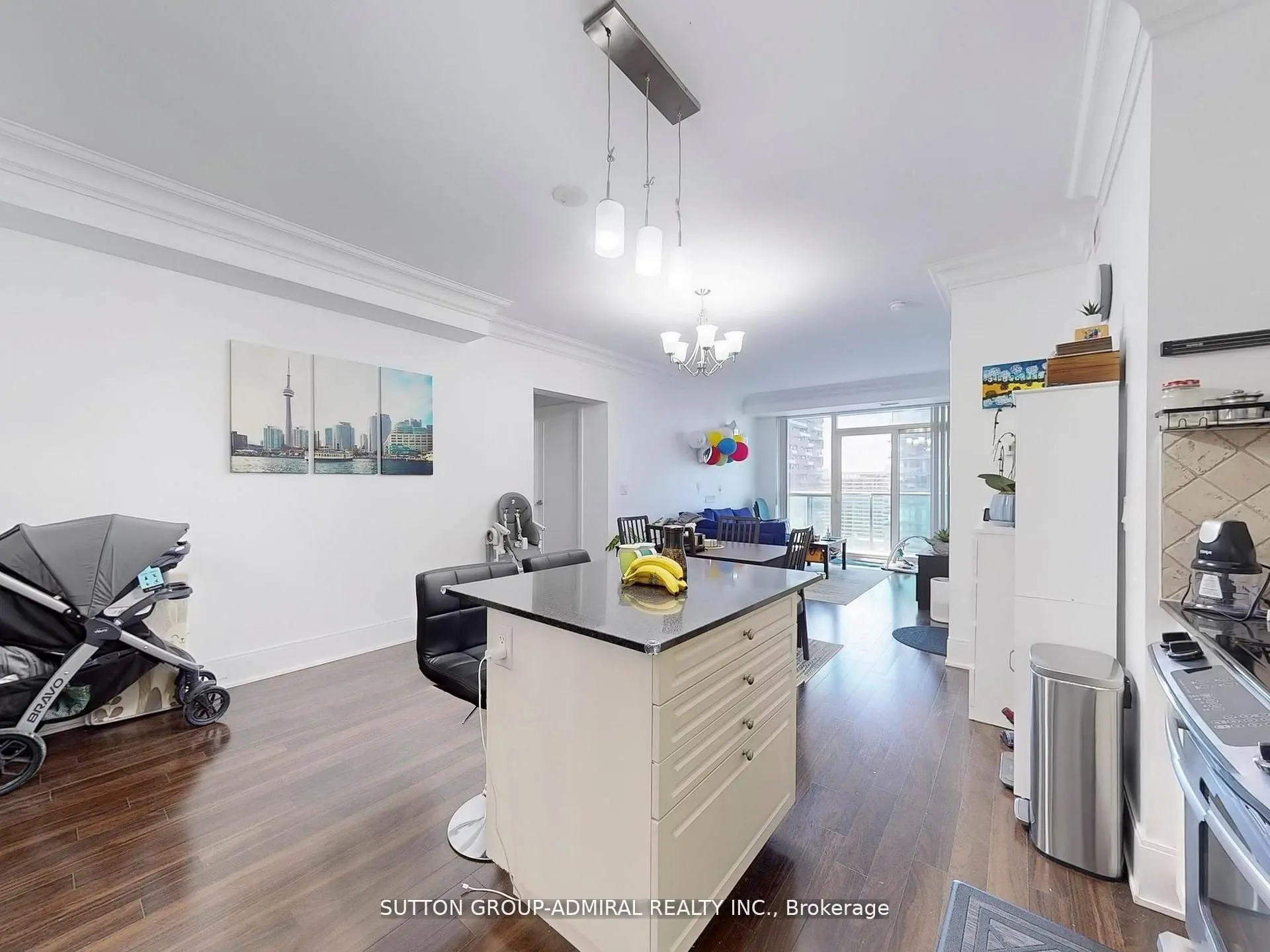 70 Roehampton Avenue W, #1916