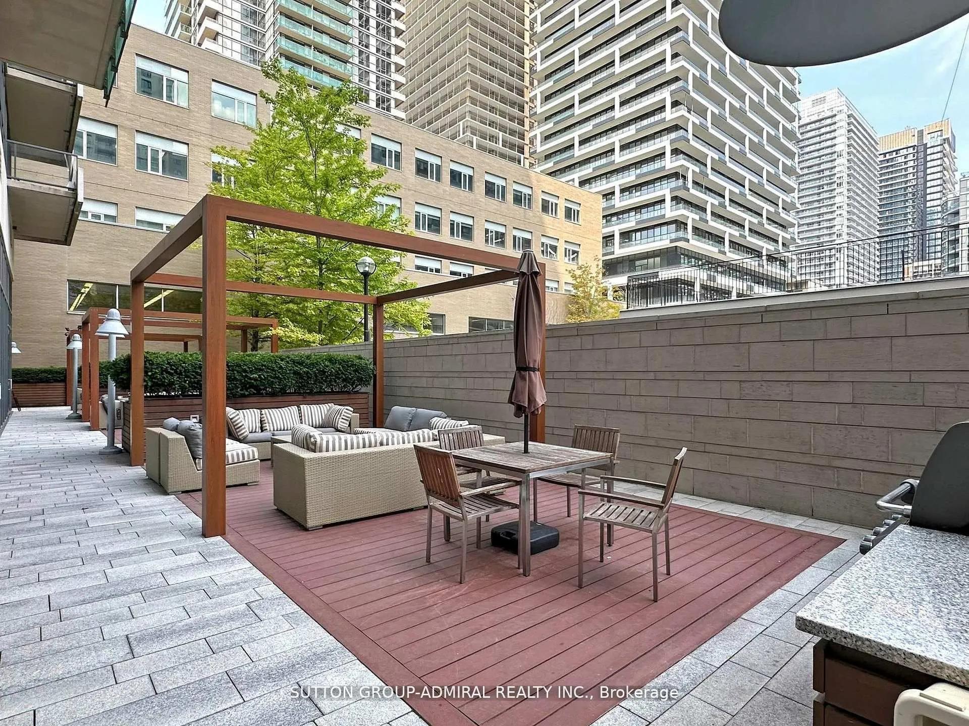 70 Roehampton Avenue W, #1916
