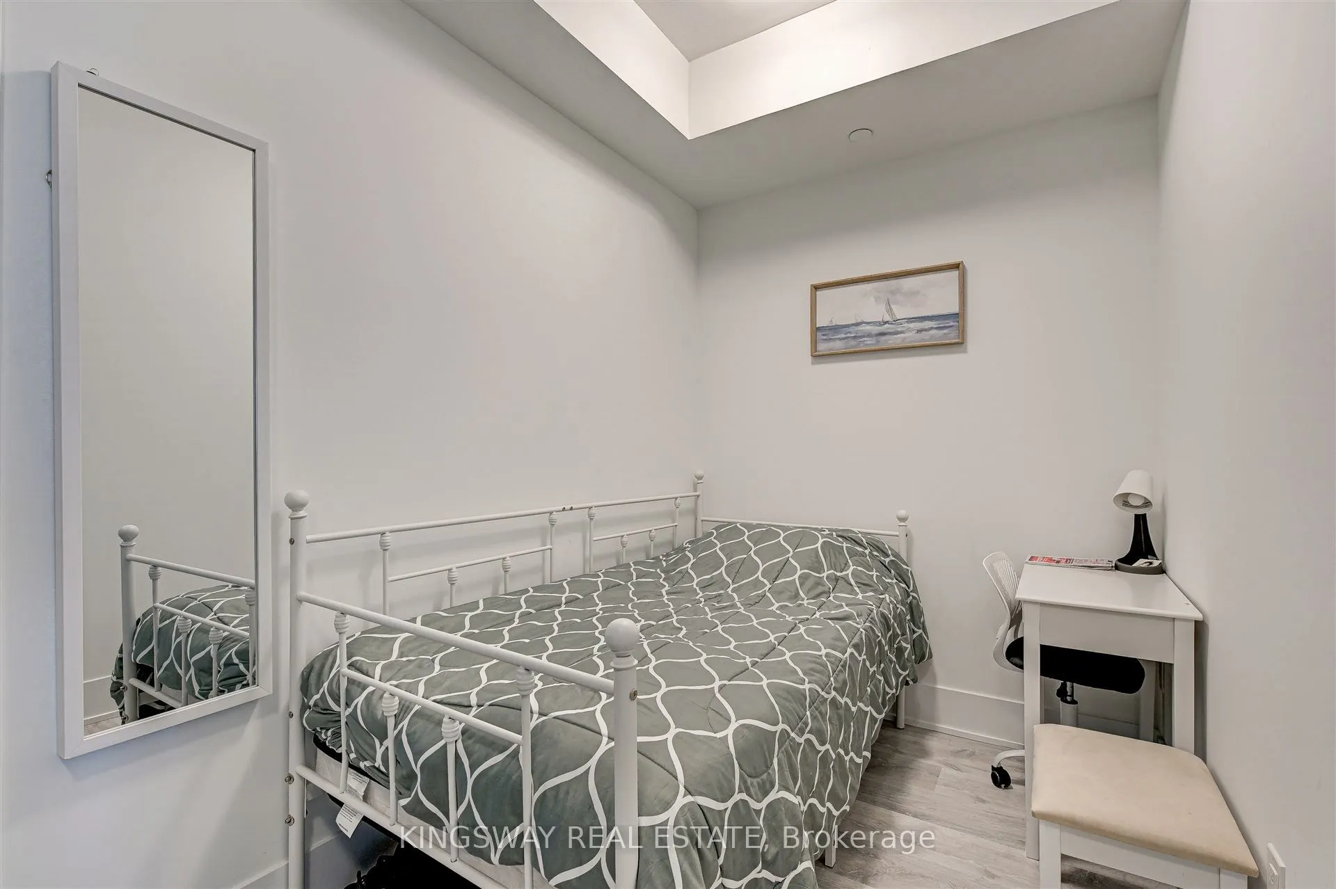 470 Front Street W, #1907