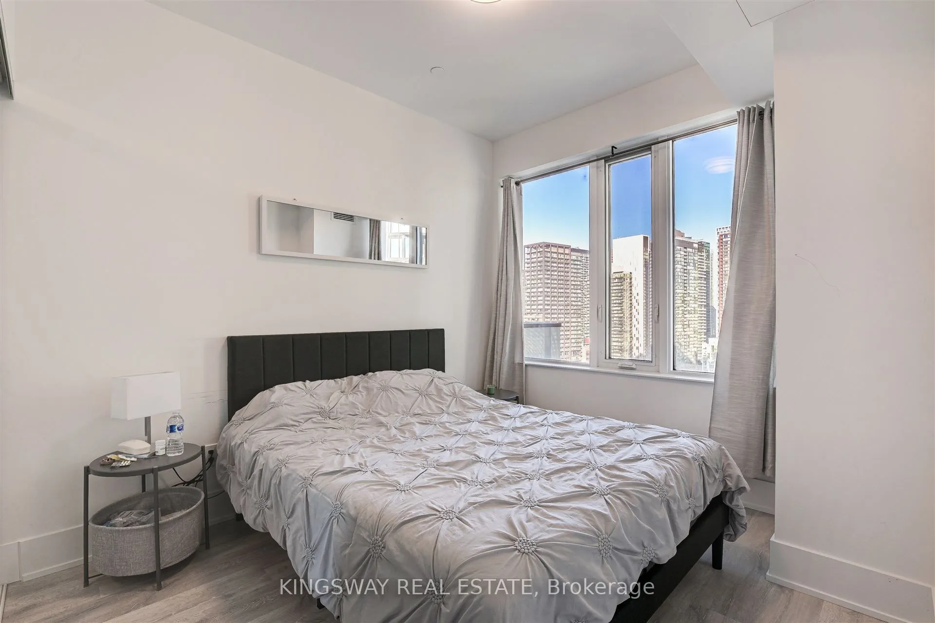 470 Front Street W, #1907