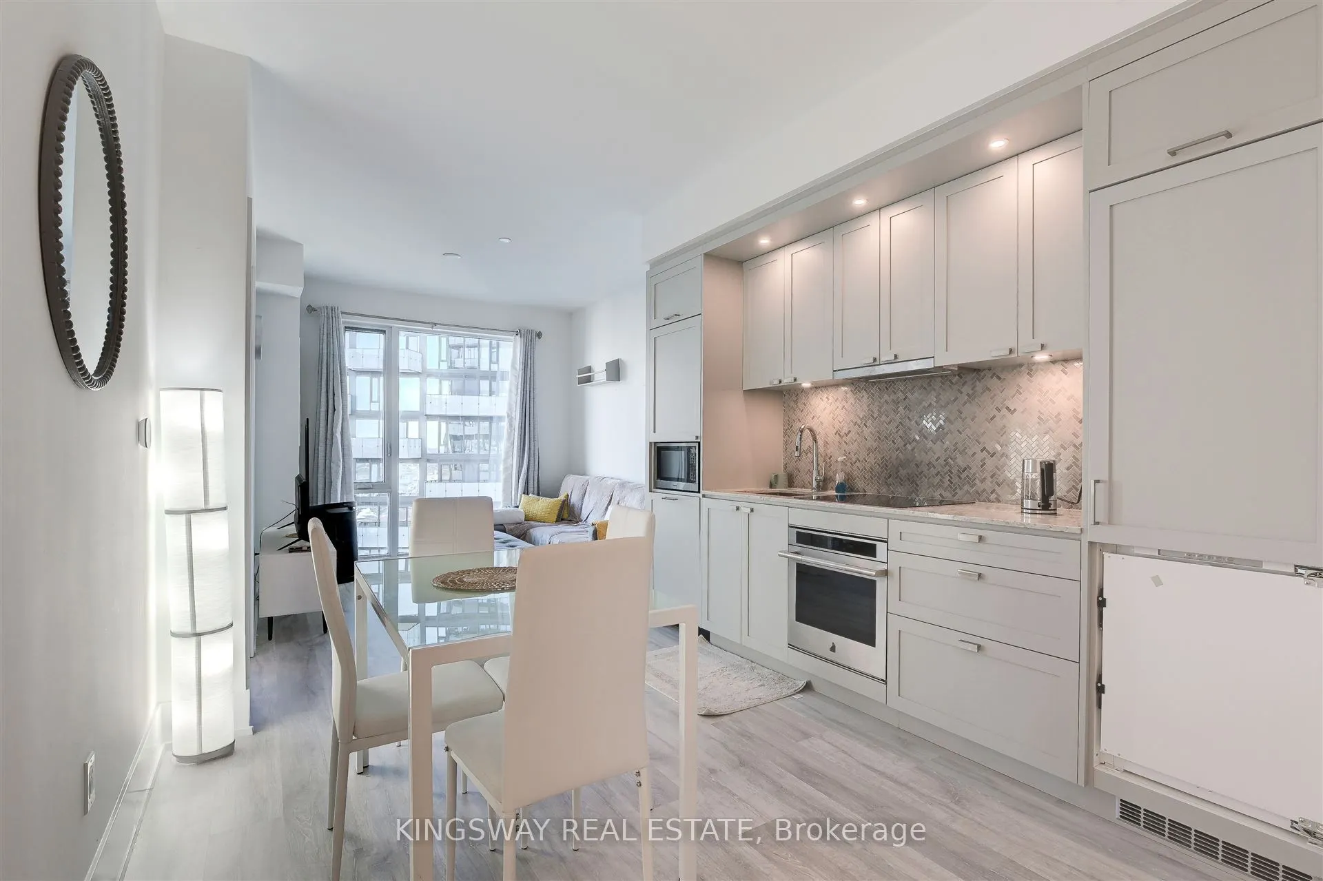 470 Front Street W, #1907