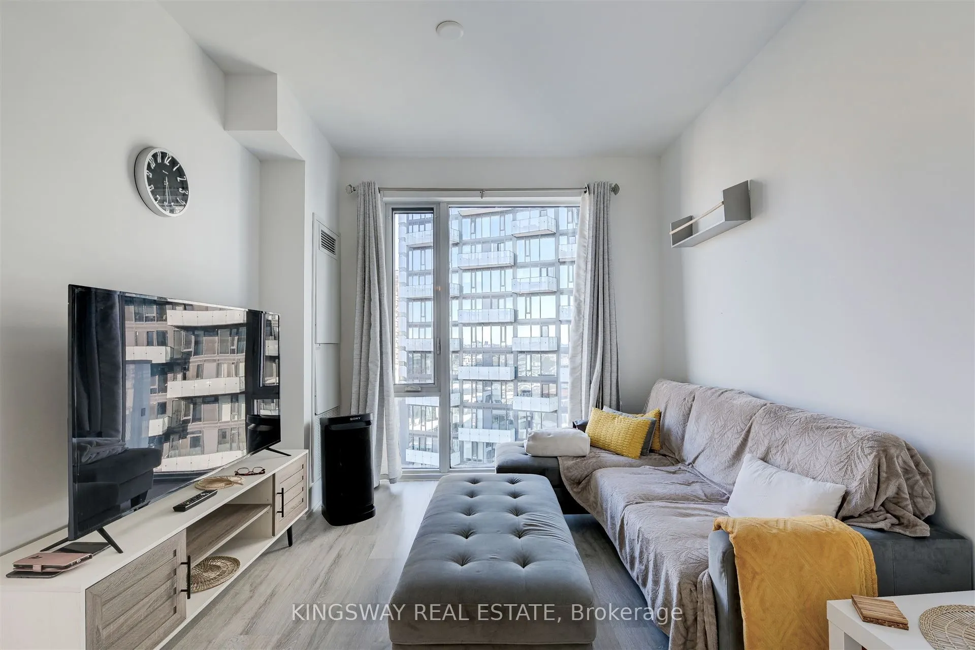 470 Front Street W, #1907