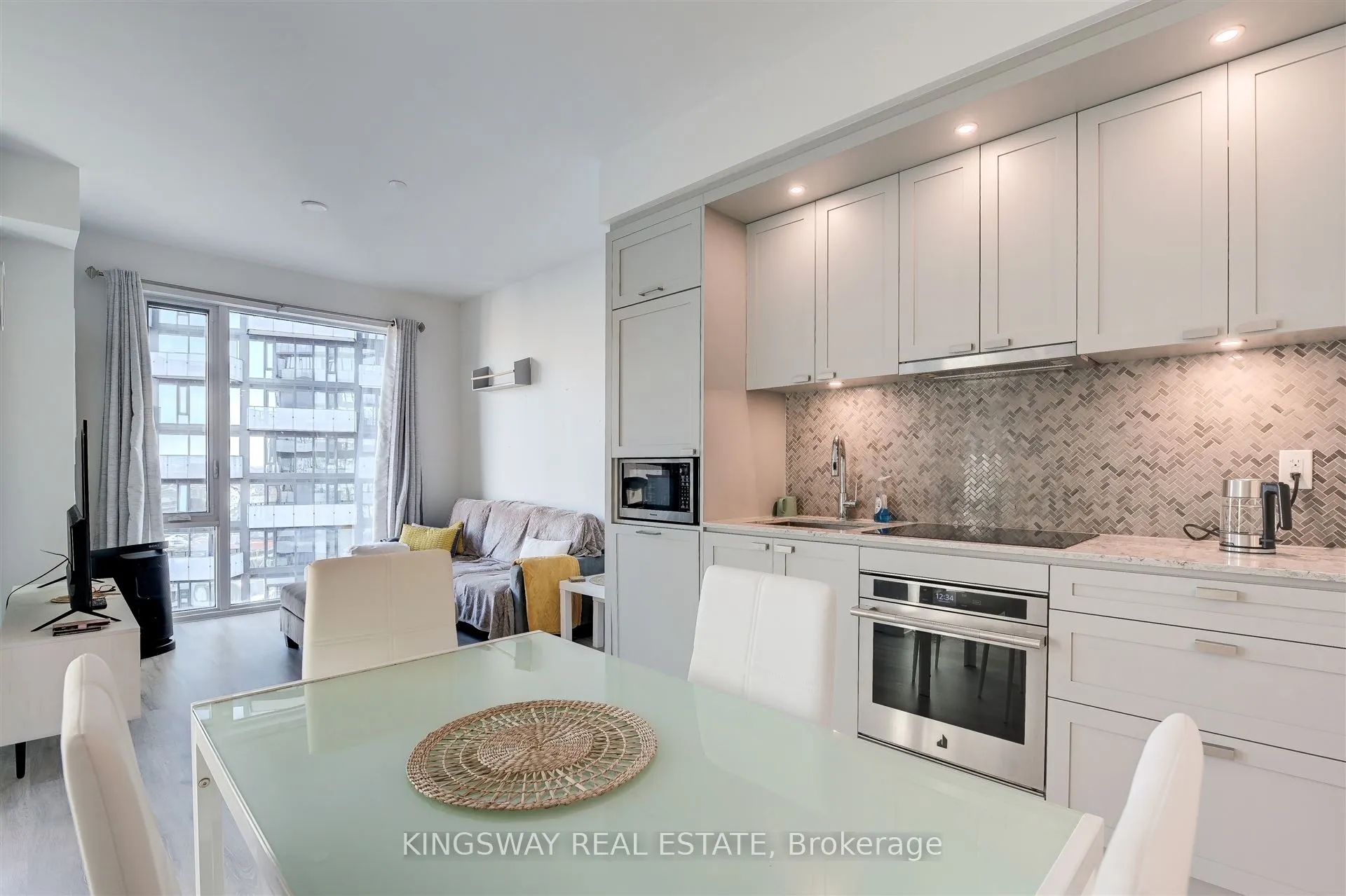 470 Front Street W, #1907