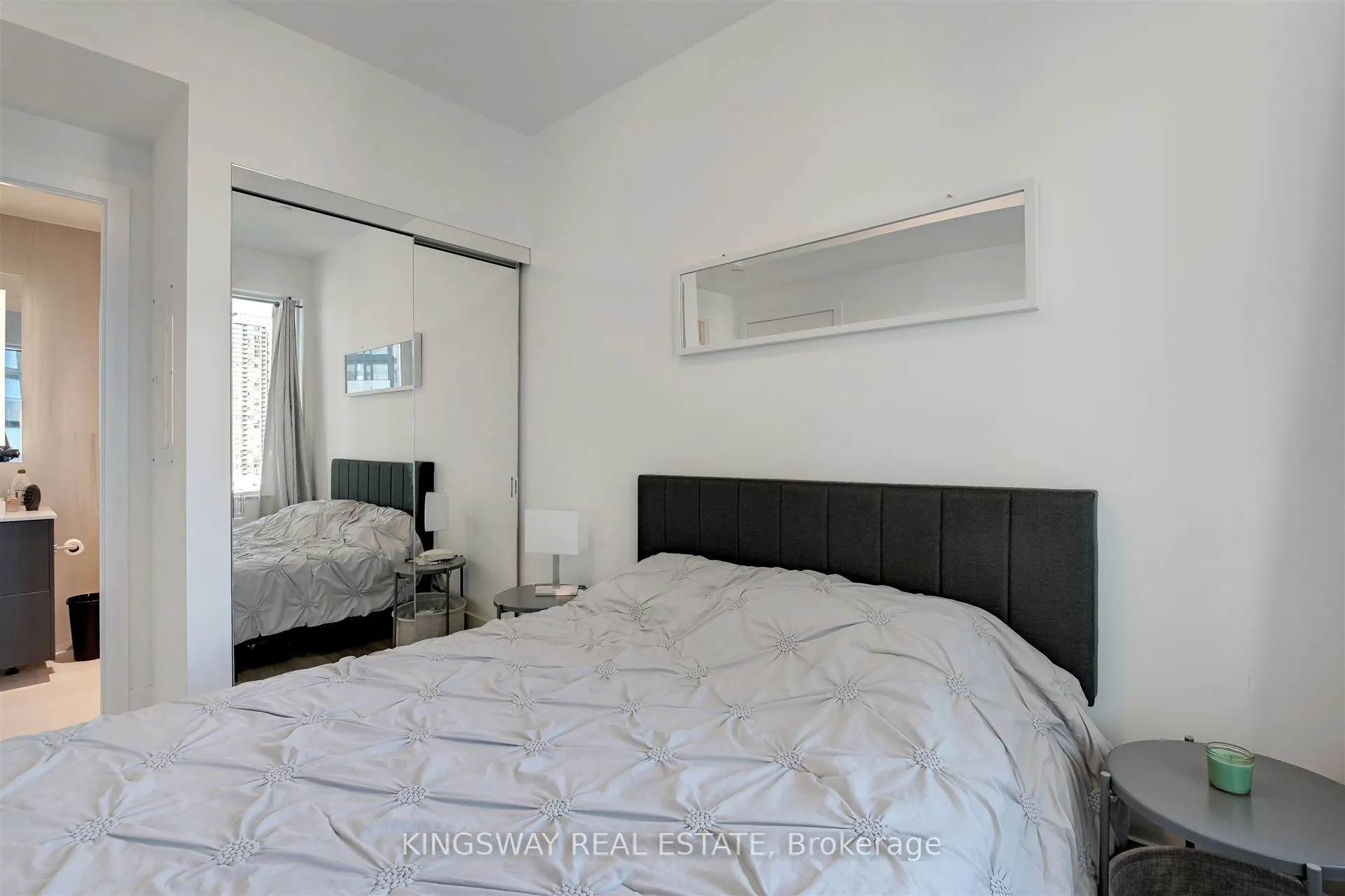 470 Front Street W, #1907
