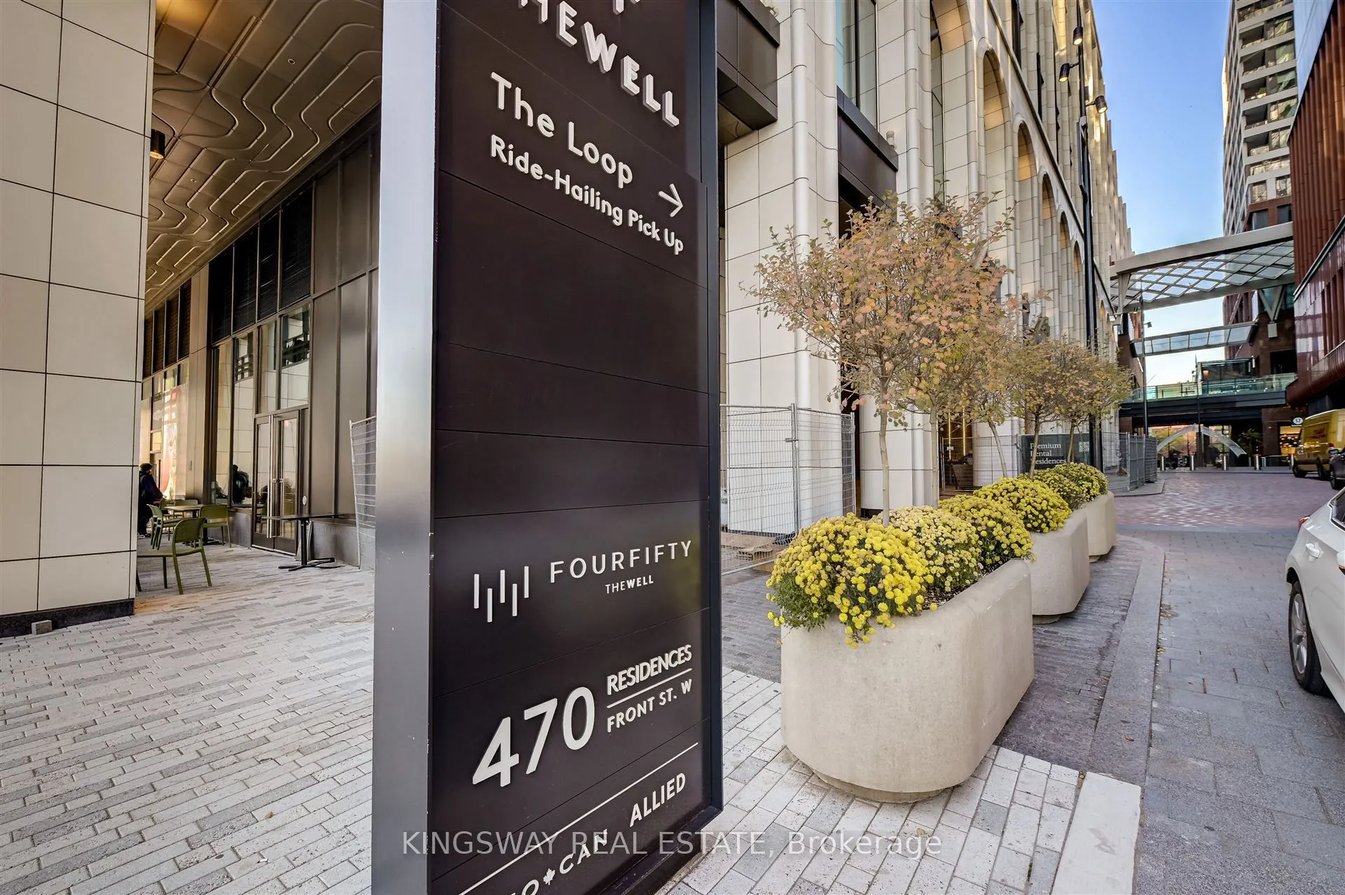 470 Front Street W, #1907