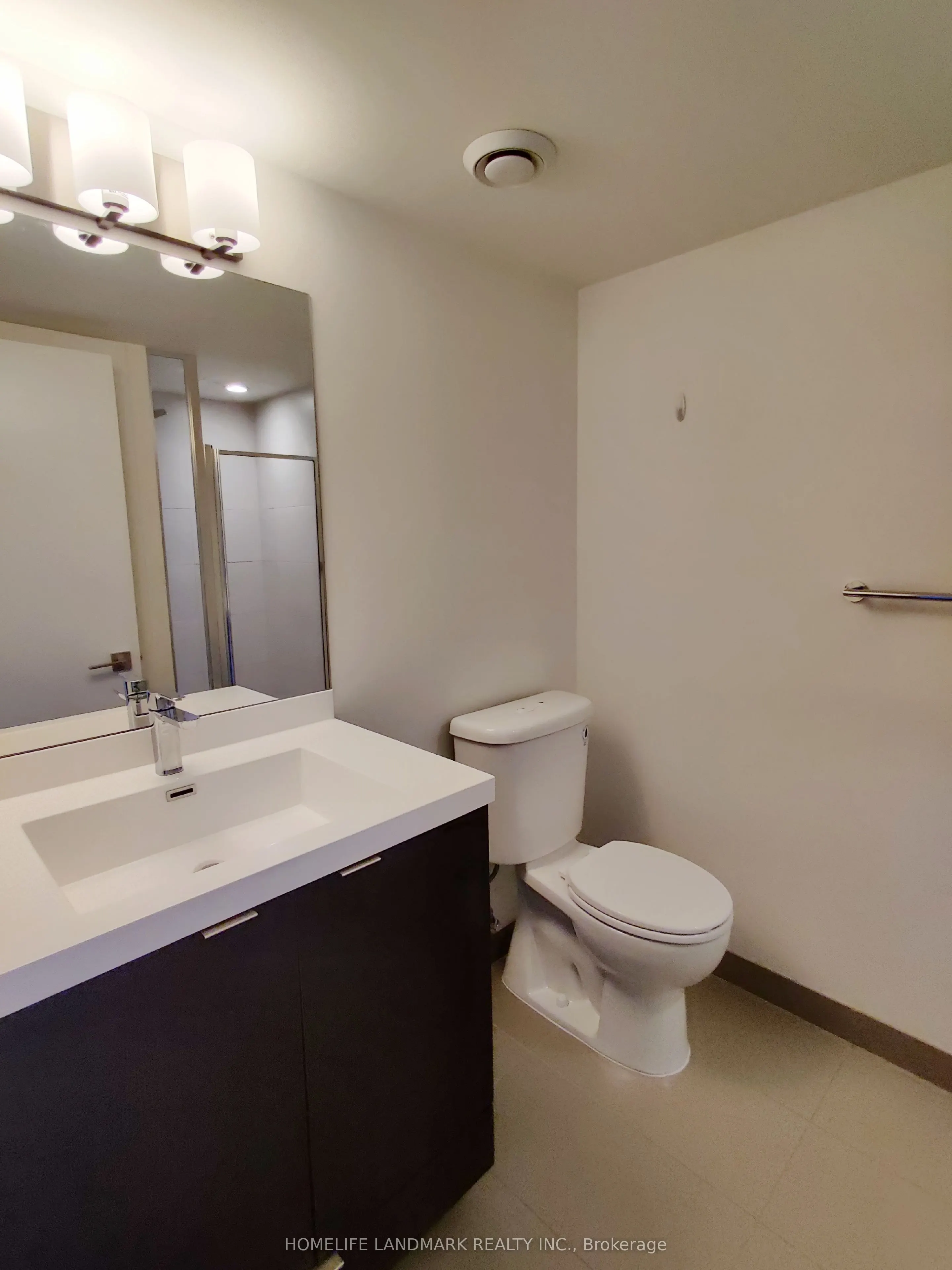 89 Mcgill Street, #1802
