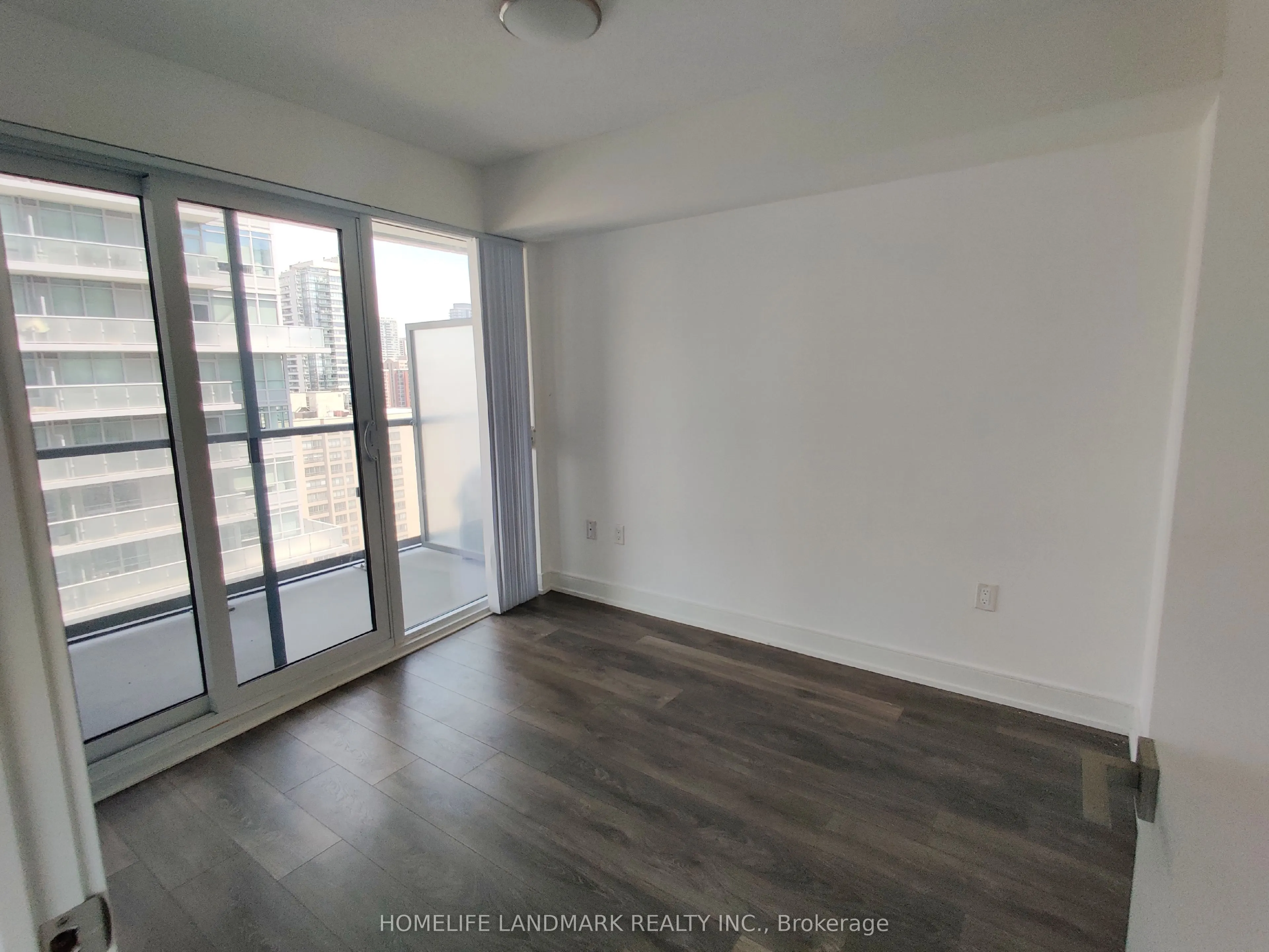 89 Mcgill Street, #1802