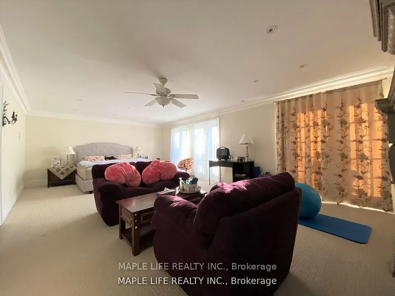 16 Brian Cliff Drive