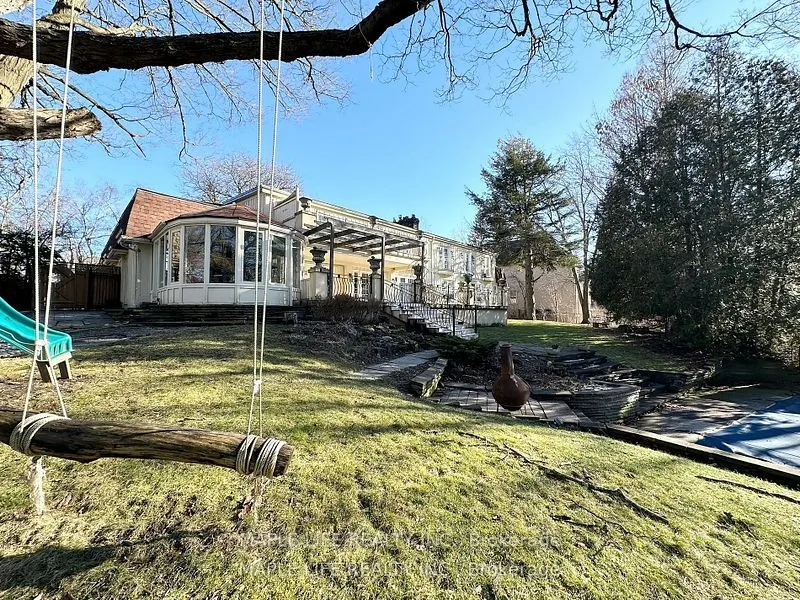 16 Brian Cliff Drive
