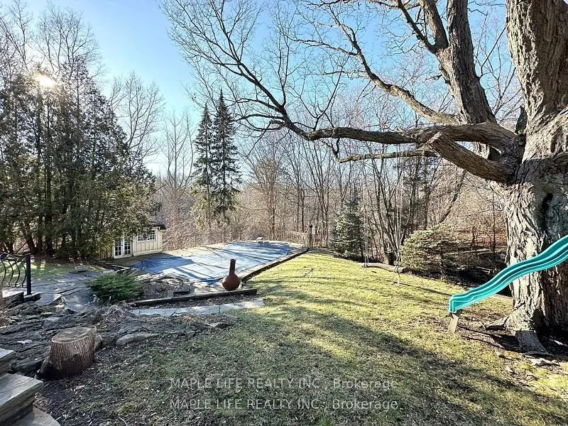 16 Brian Cliff Drive