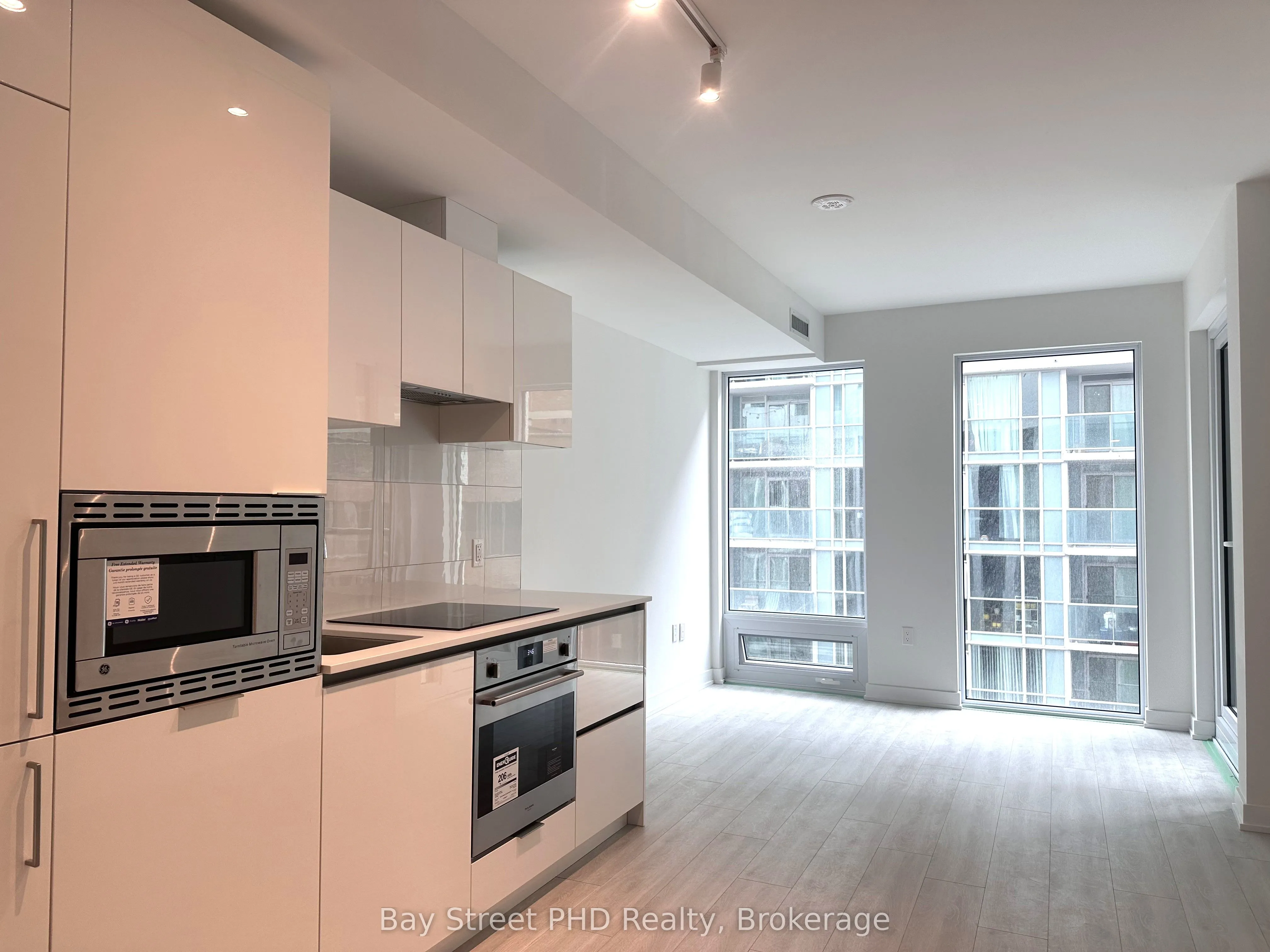 121 St Patrick Street, #521