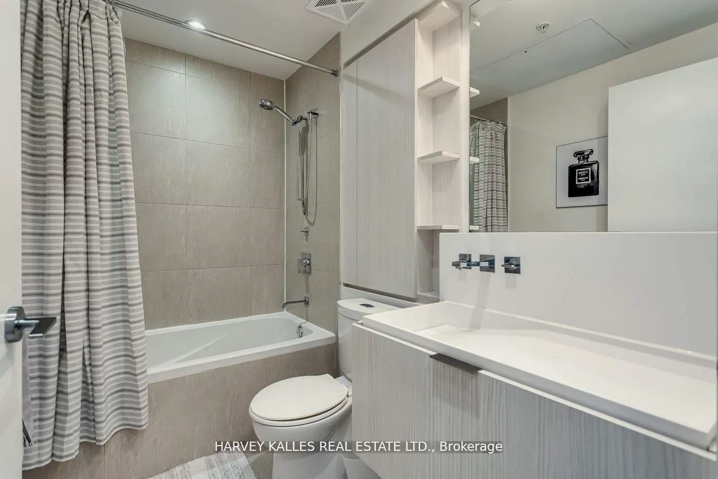101 Charles Street E, #801