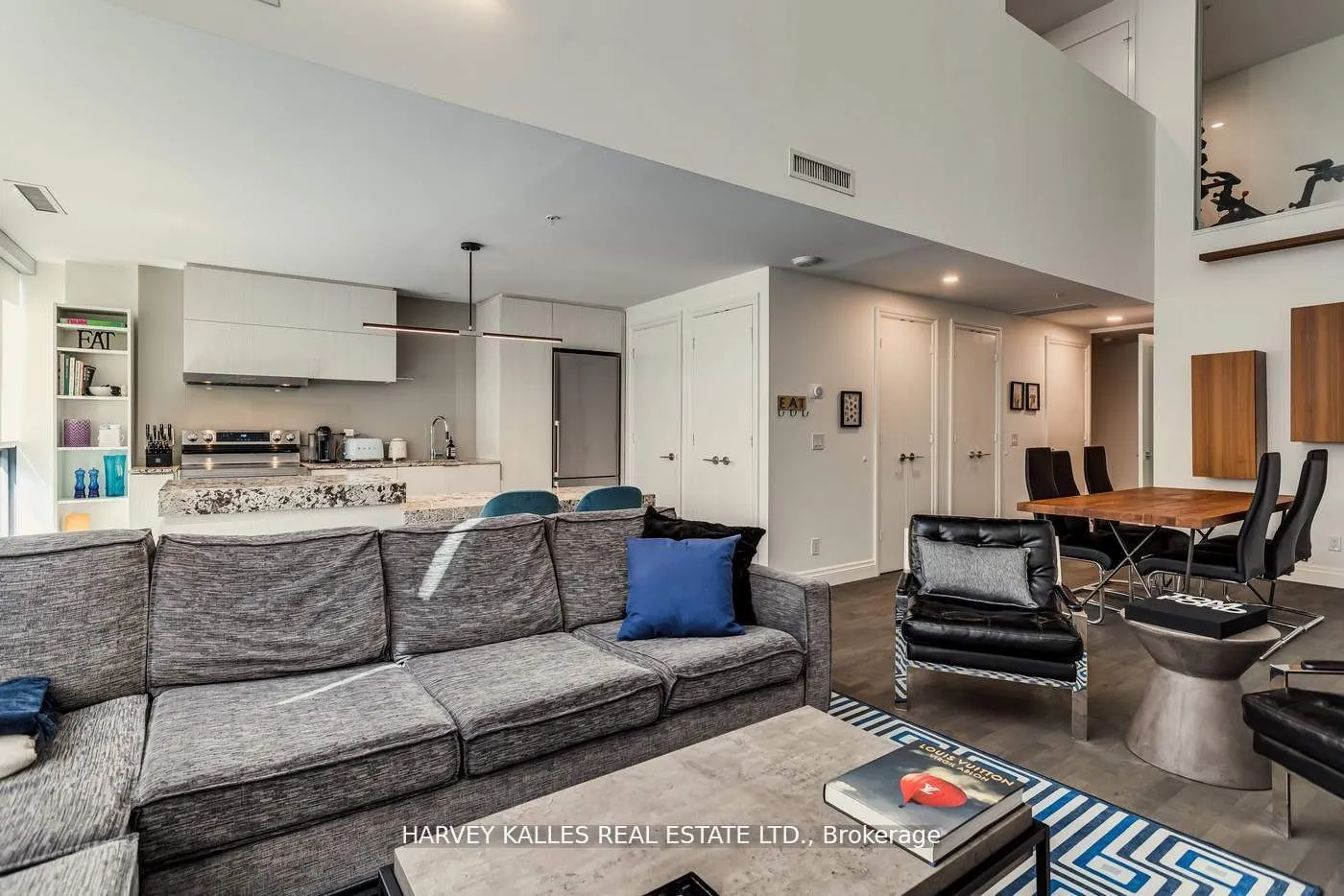 101 Charles Street E, #801