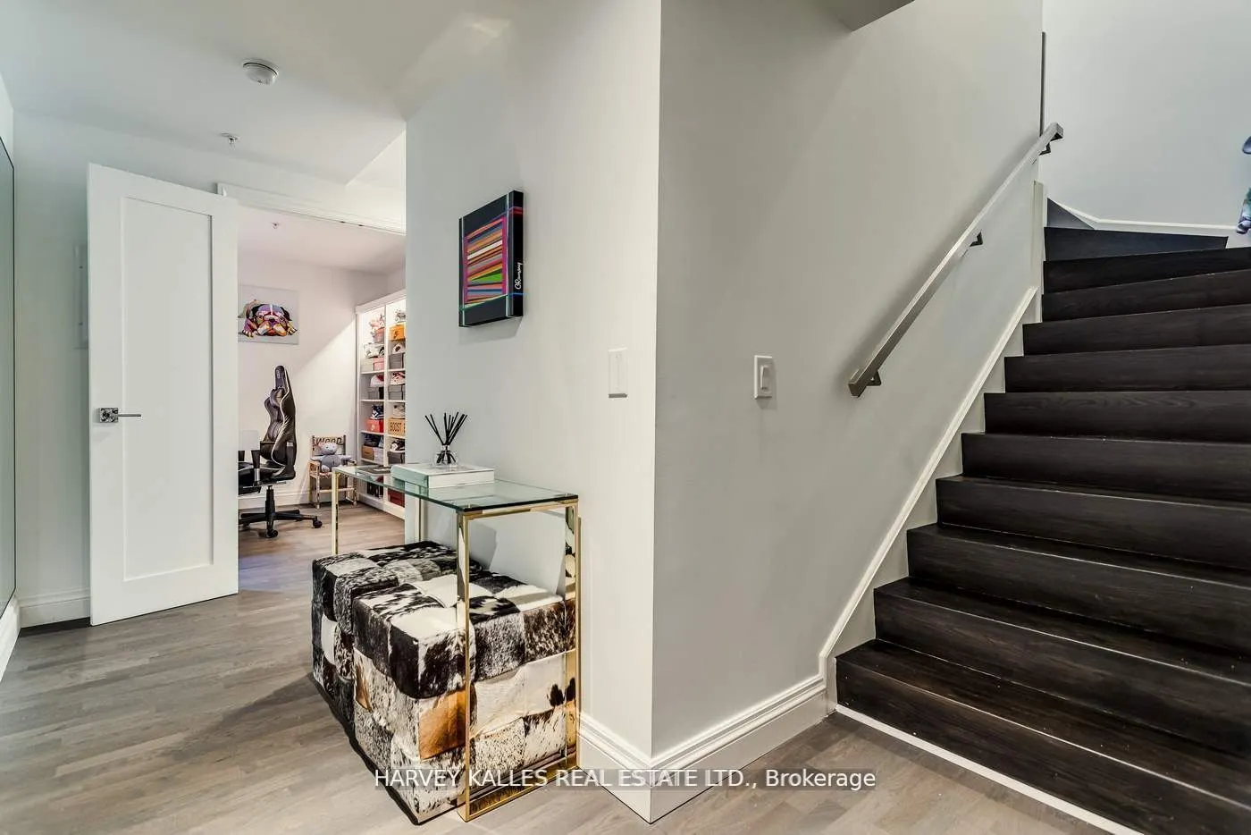 101 Charles Street E, #801