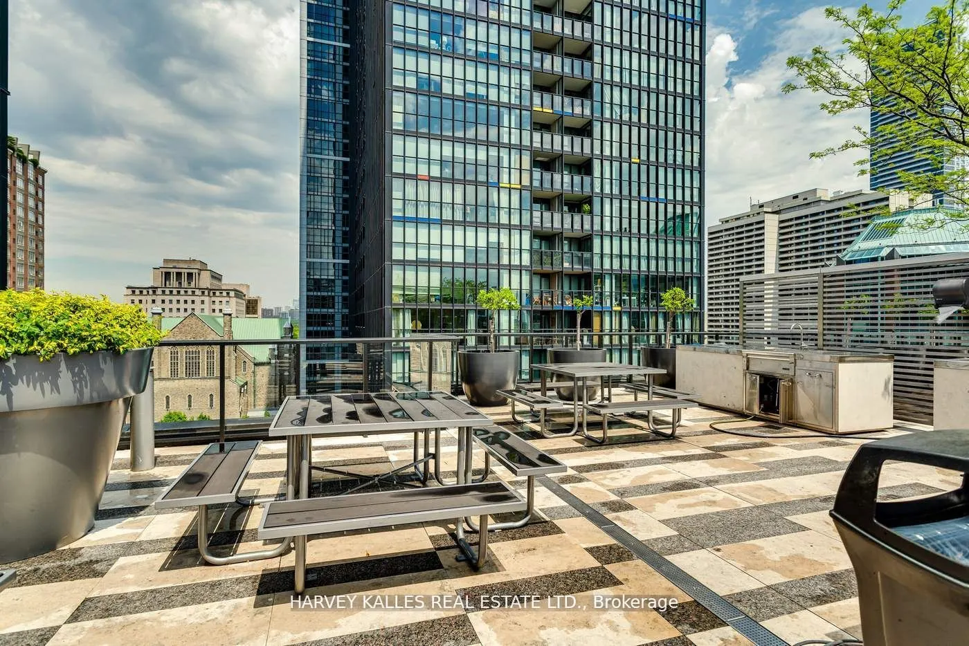 101 Charles Street E, #801