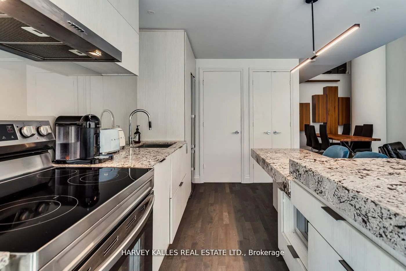 101 Charles Street E, #801