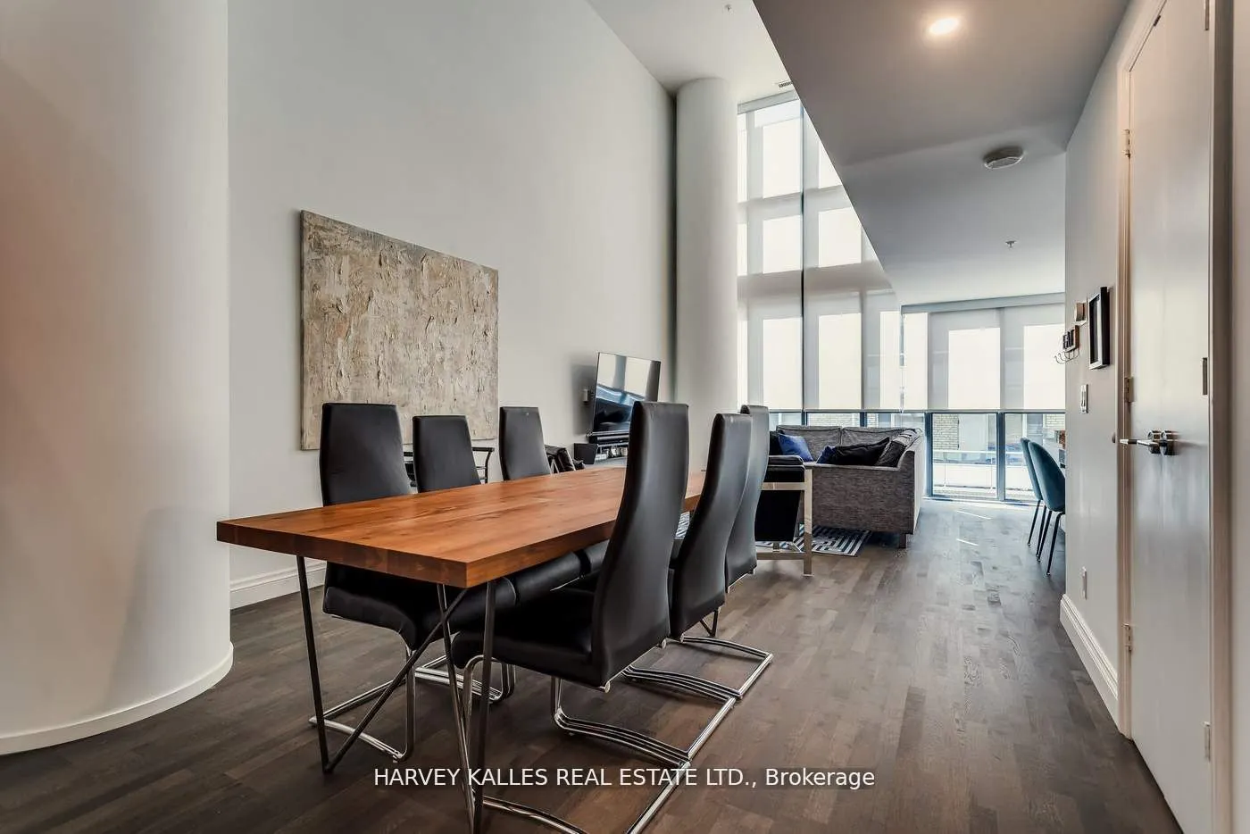 101 Charles Street E, #801