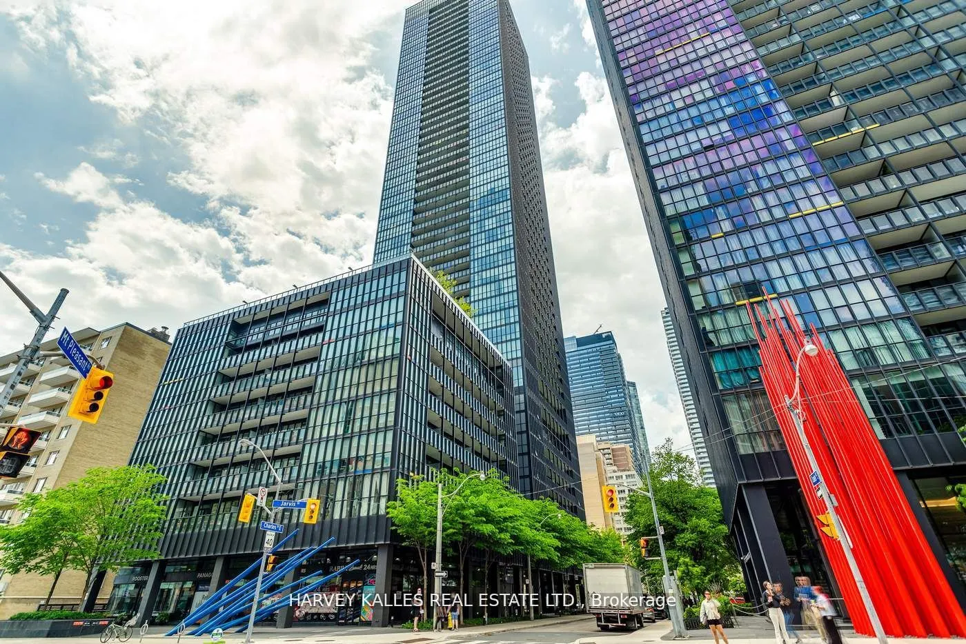 101 Charles Street E, #801