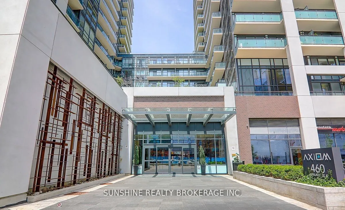 460 Adelaide Street, #623