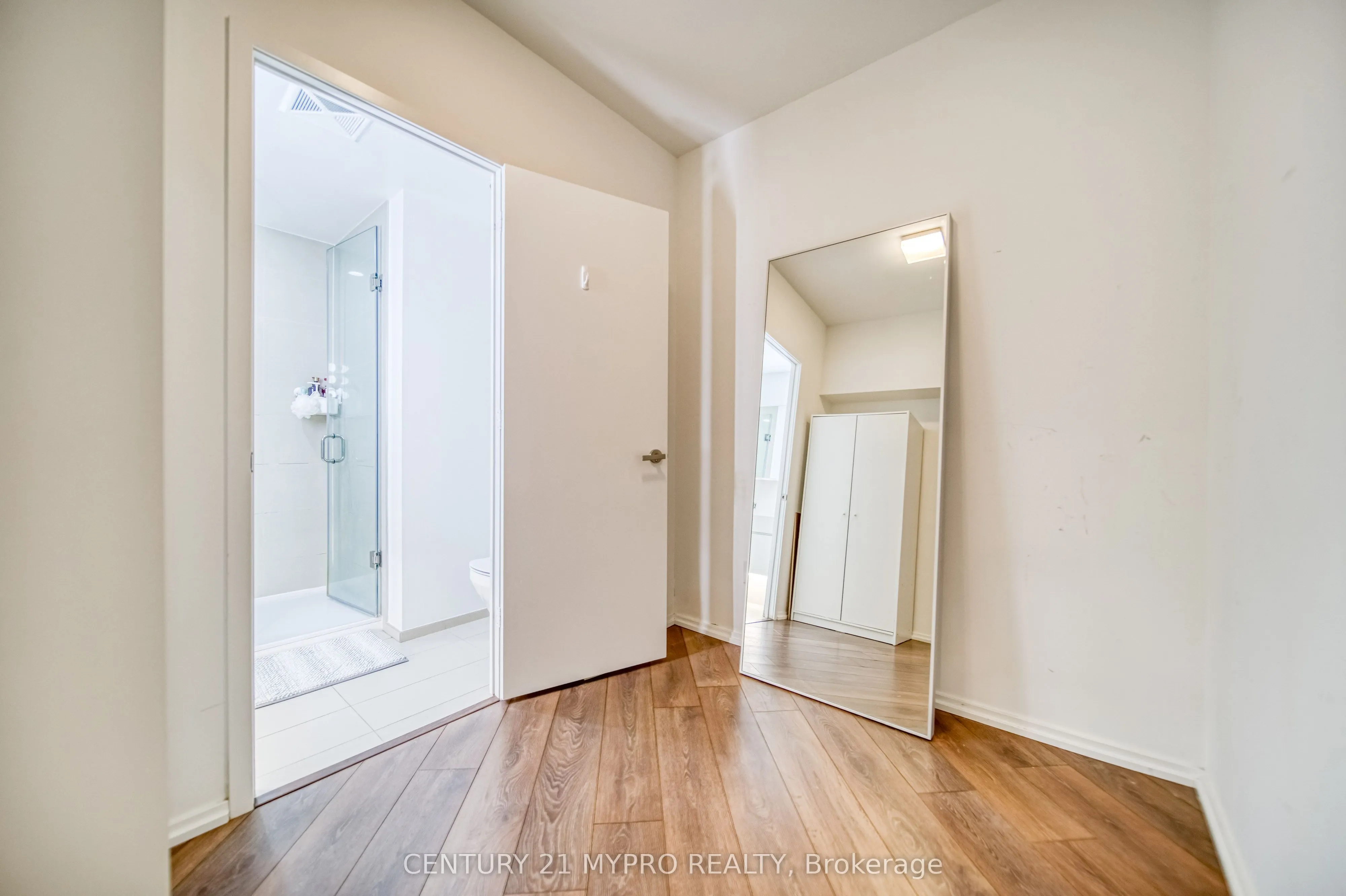 45 Charles Street E, #3609