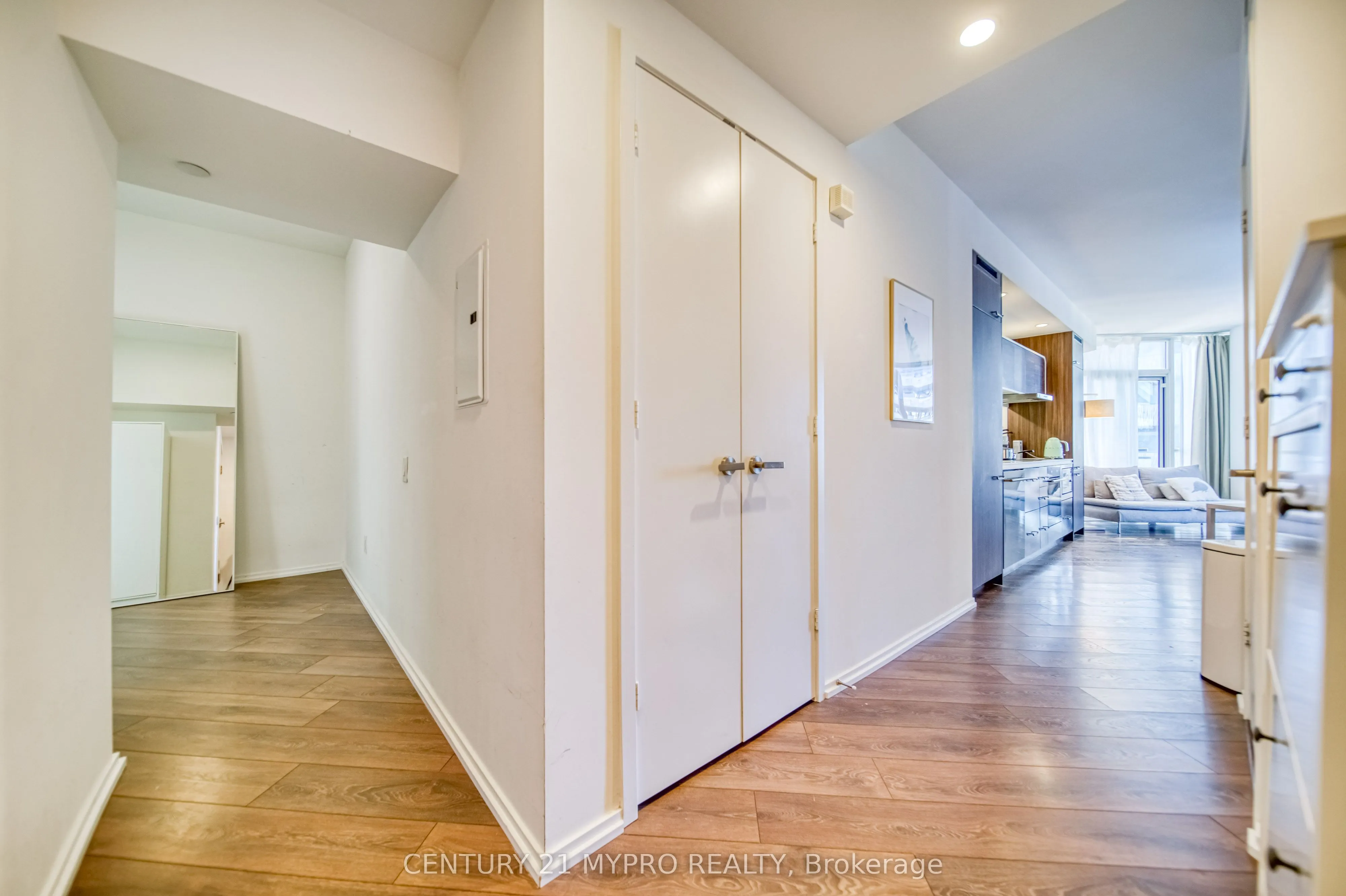 45 Charles Street E, #3609