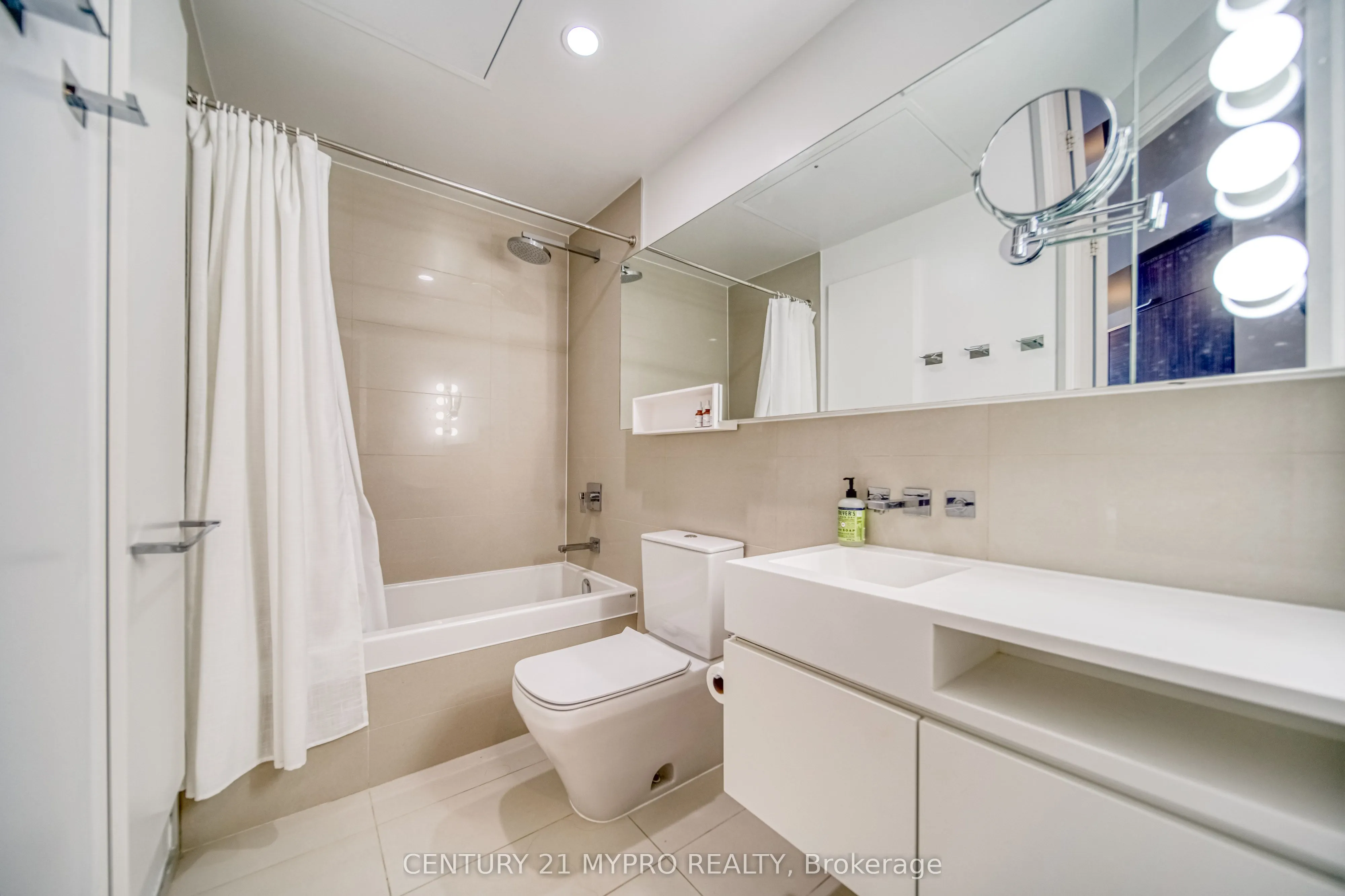 45 Charles Street E, #3609