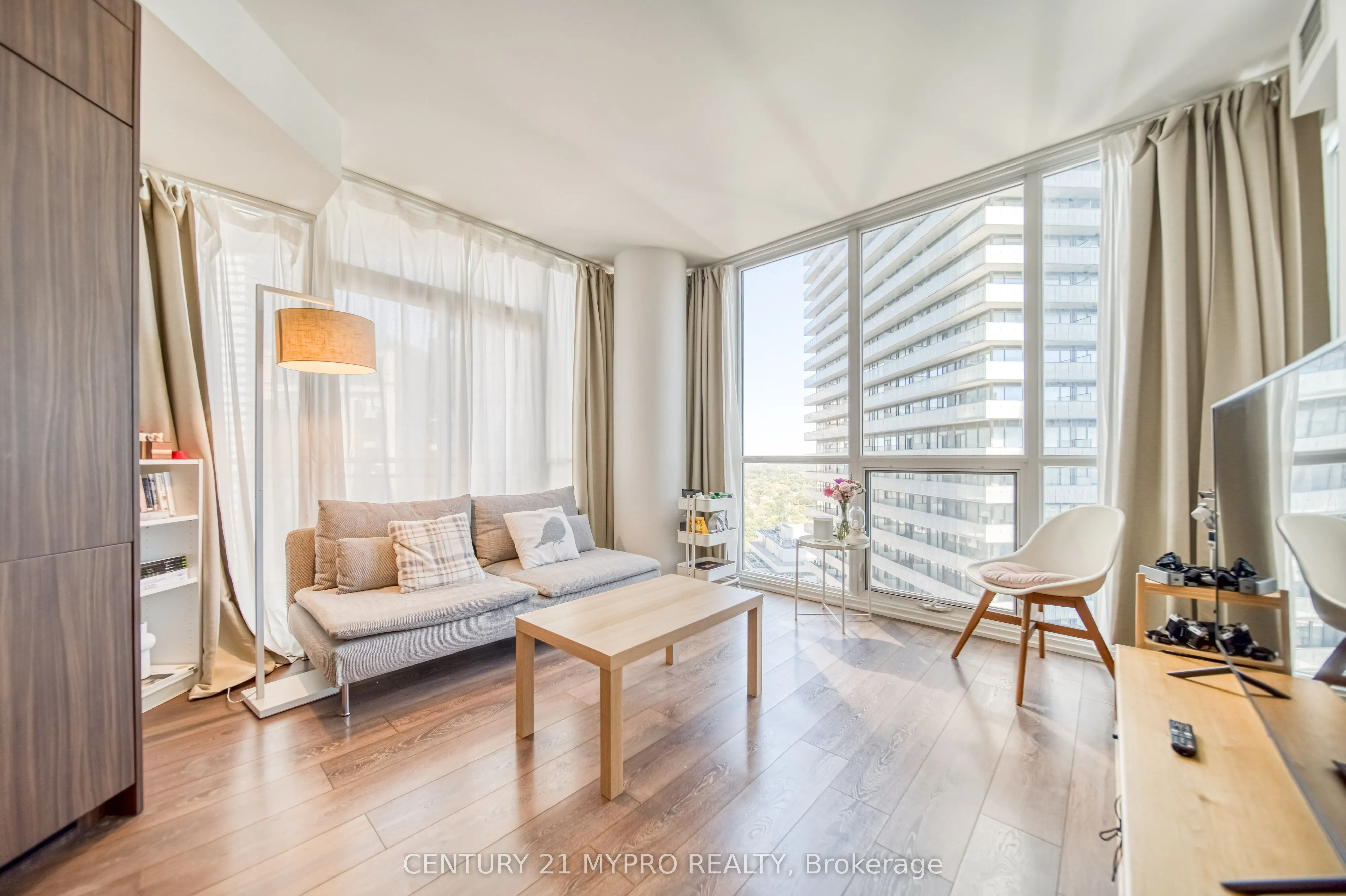 45 Charles Street E, #3609