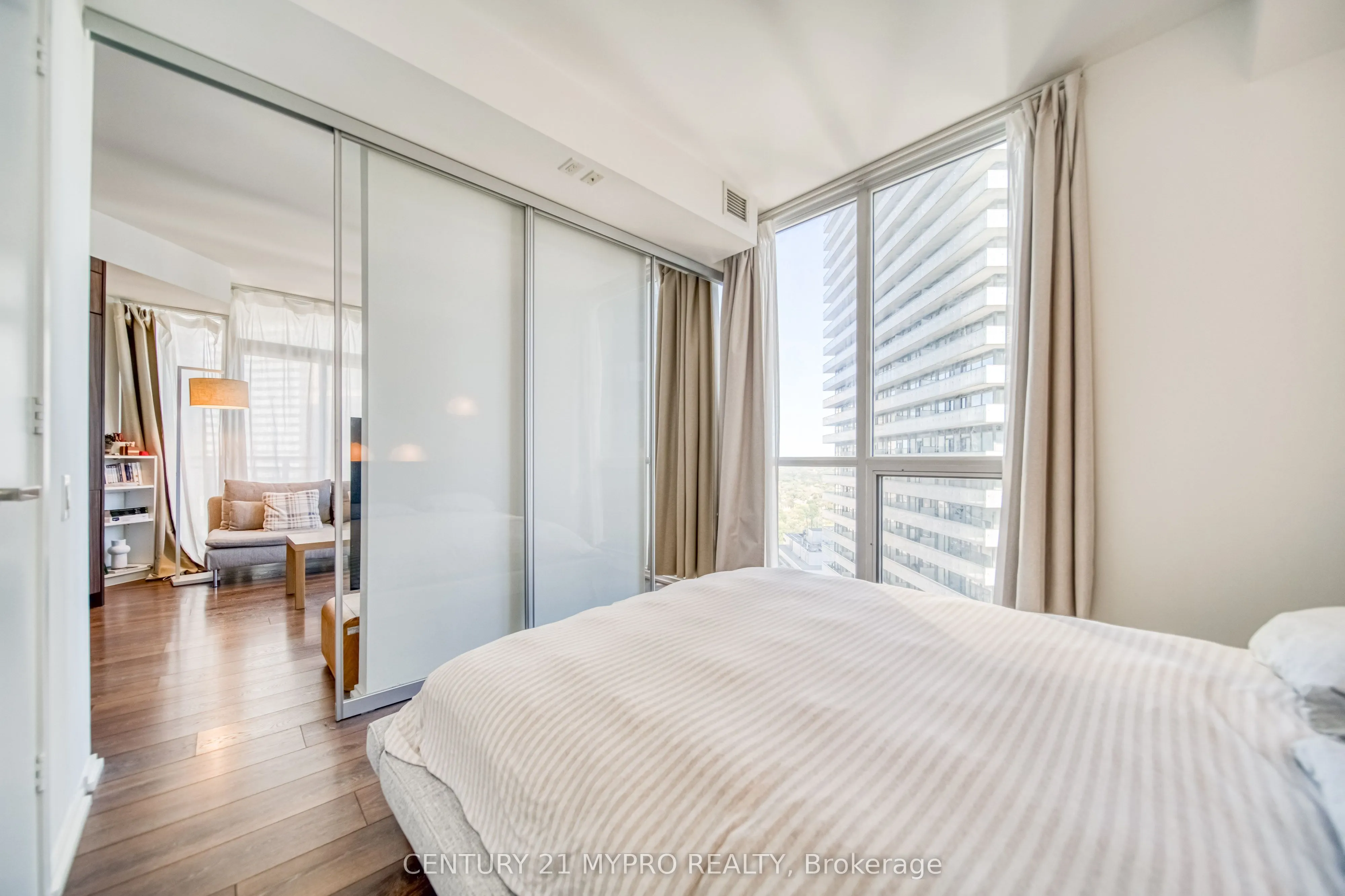 45 Charles Street E, #3609