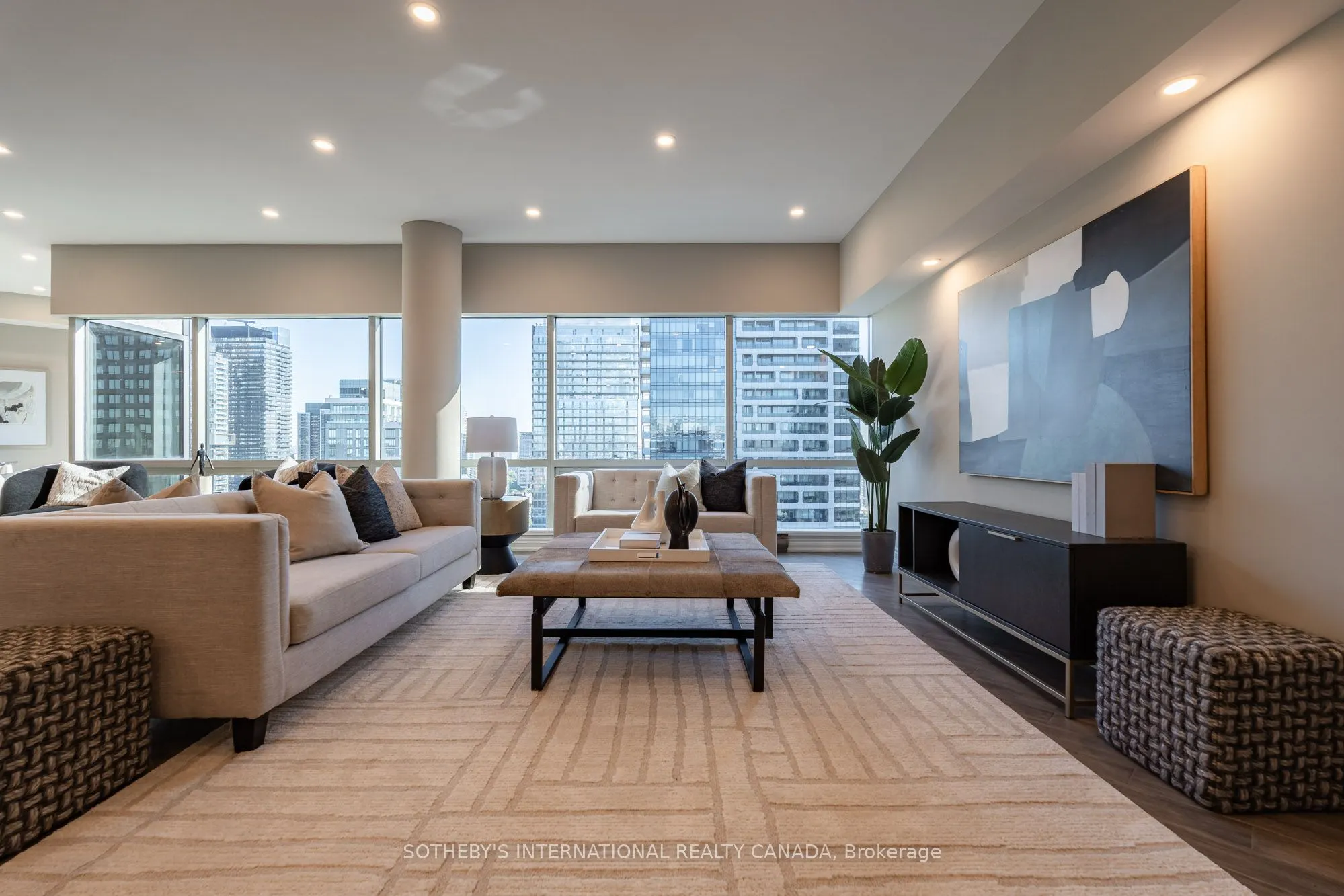 1001 Bay Street, #PH 7