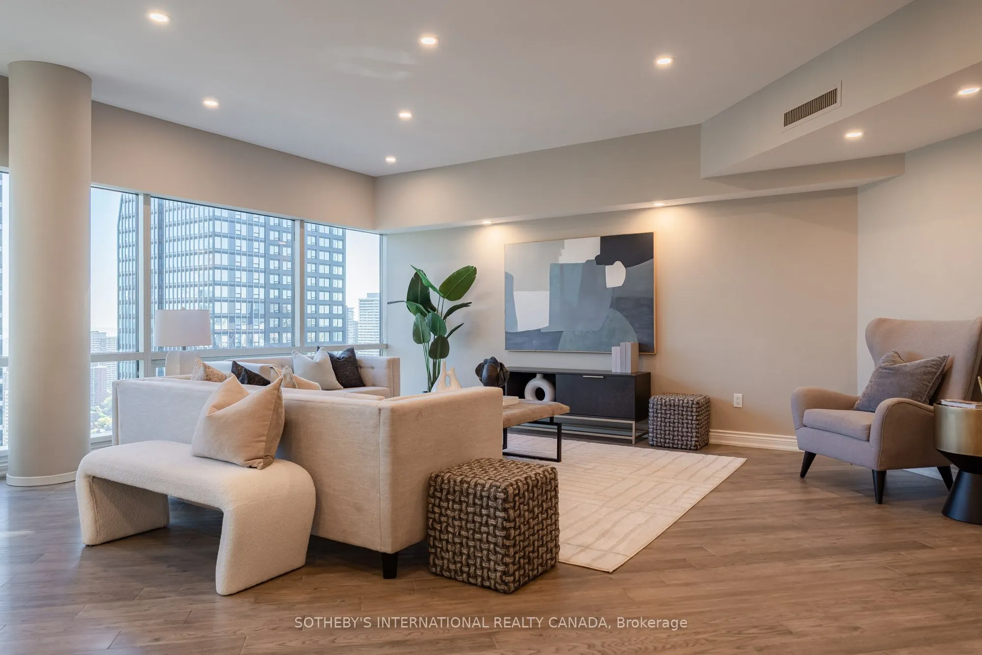 1001 Bay Street, #PH 7