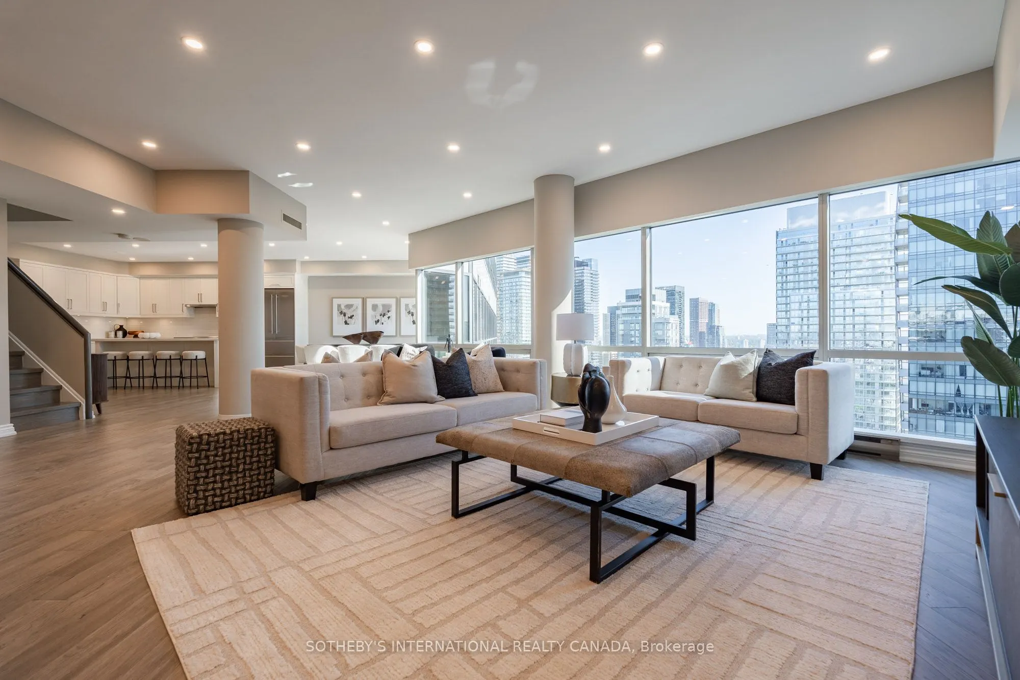 1001 Bay Street, #PH 7