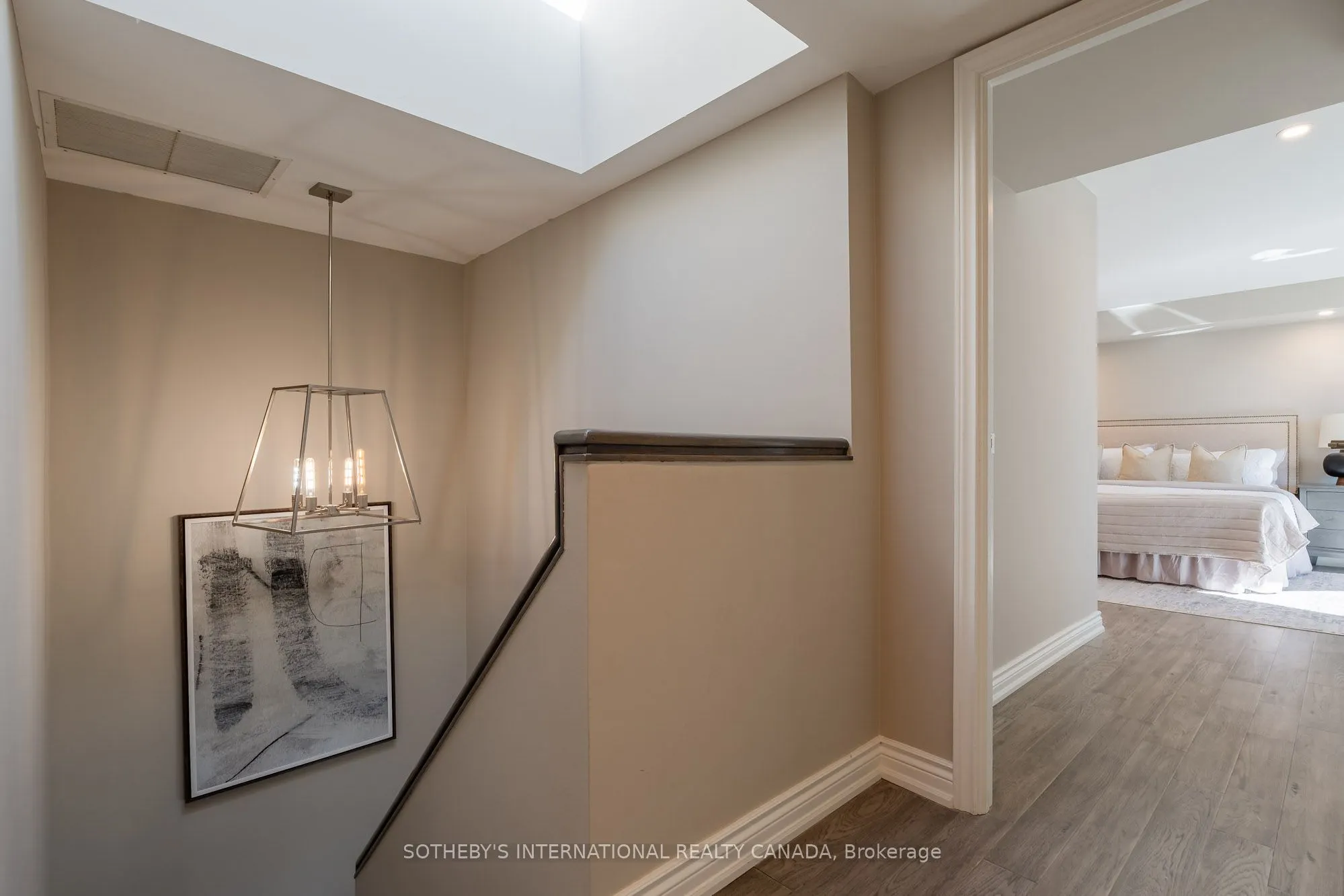 1001 Bay Street, #PH 7