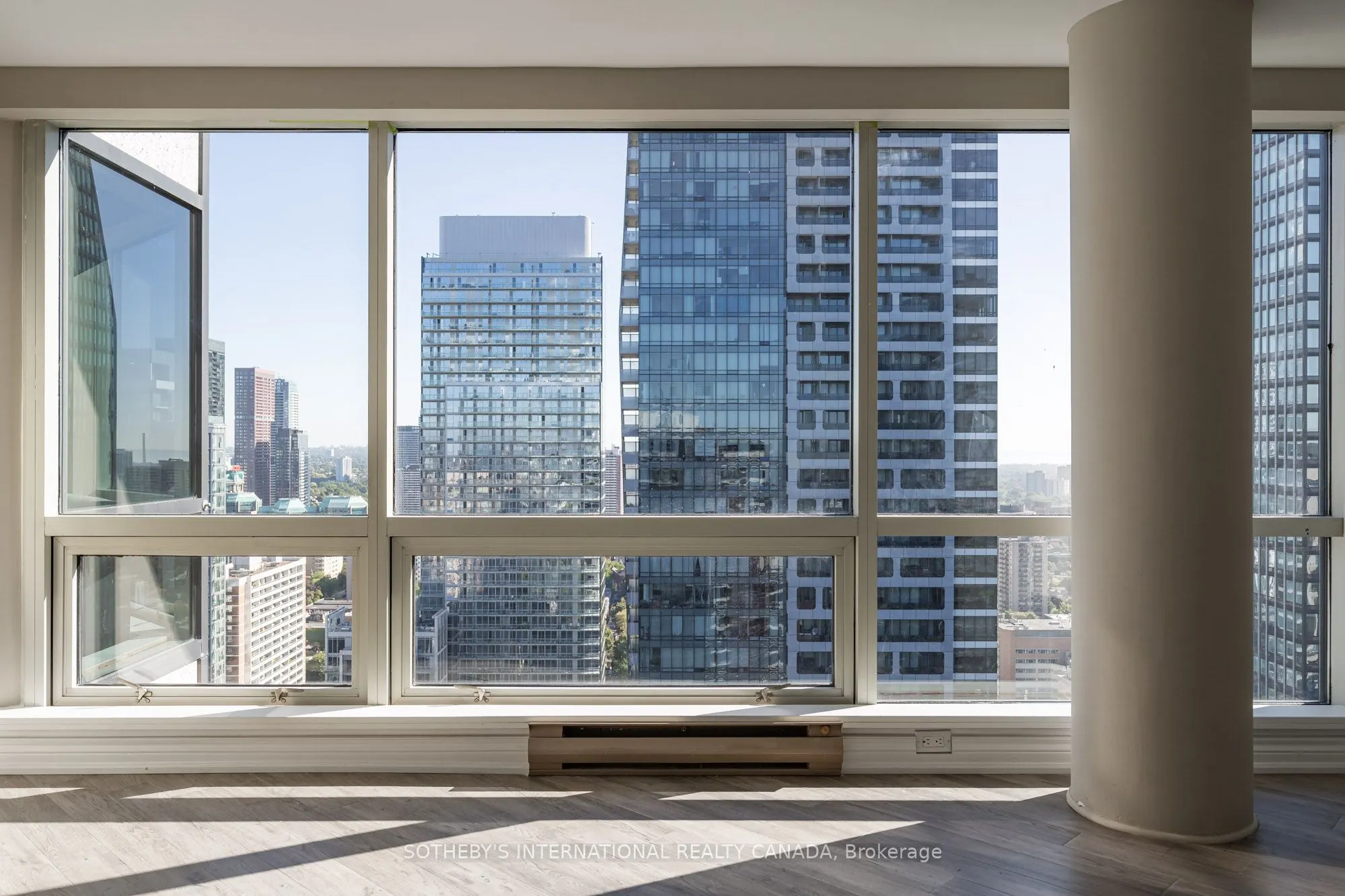 1001 Bay Street, #PH 7