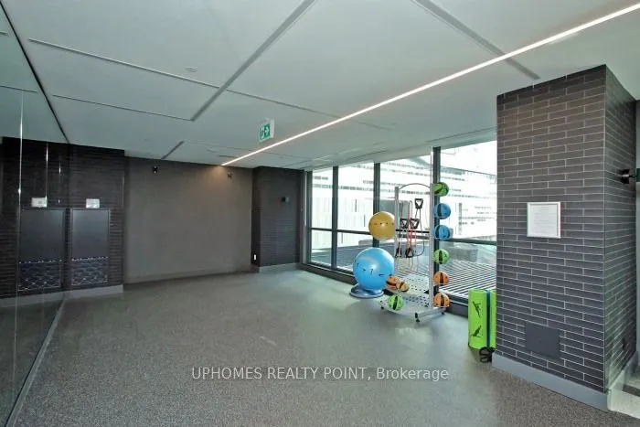 327 King Street W, #3205