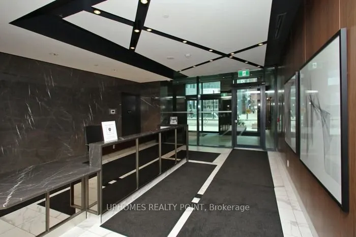 327 King Street W, #3205