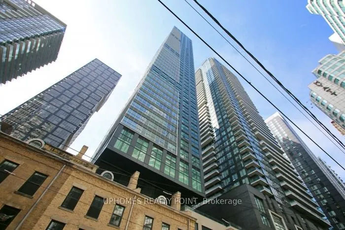 327 King Street W, #3205