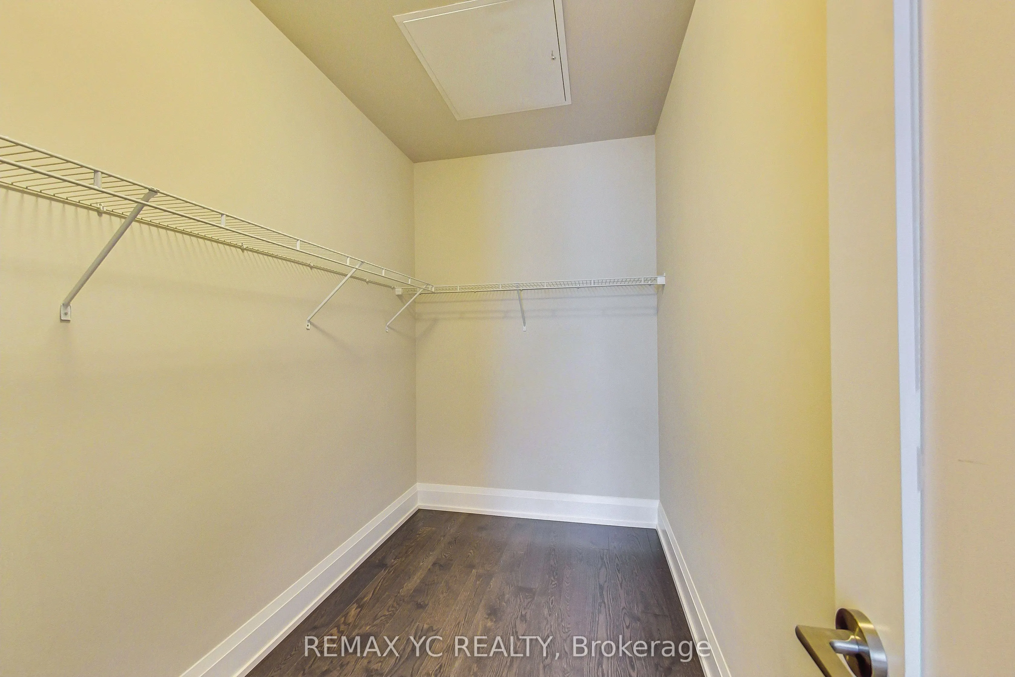 2 Anndale Drive, #PH4