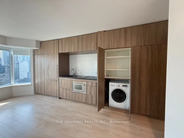 155 Yorkville Avenue, #2104