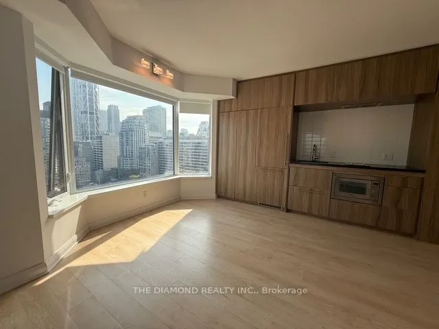 155 Yorkville Avenue, #2104