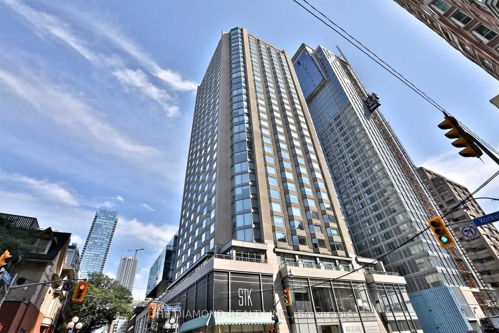 155 Yorkville Avenue, #2104