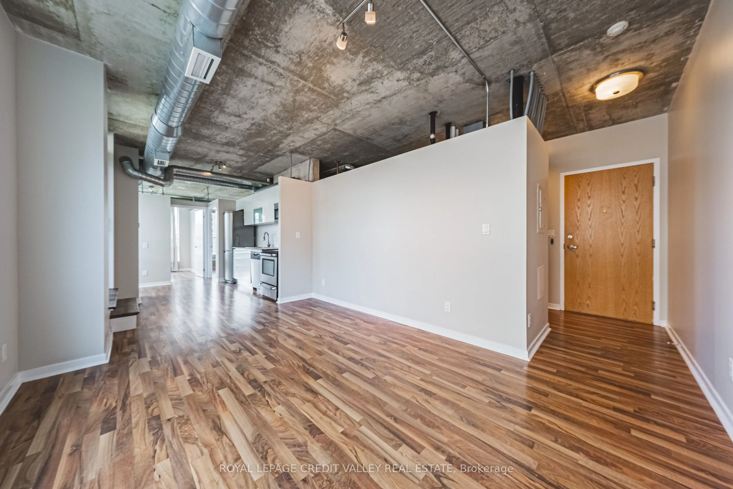 150 Sudbury Street, #609