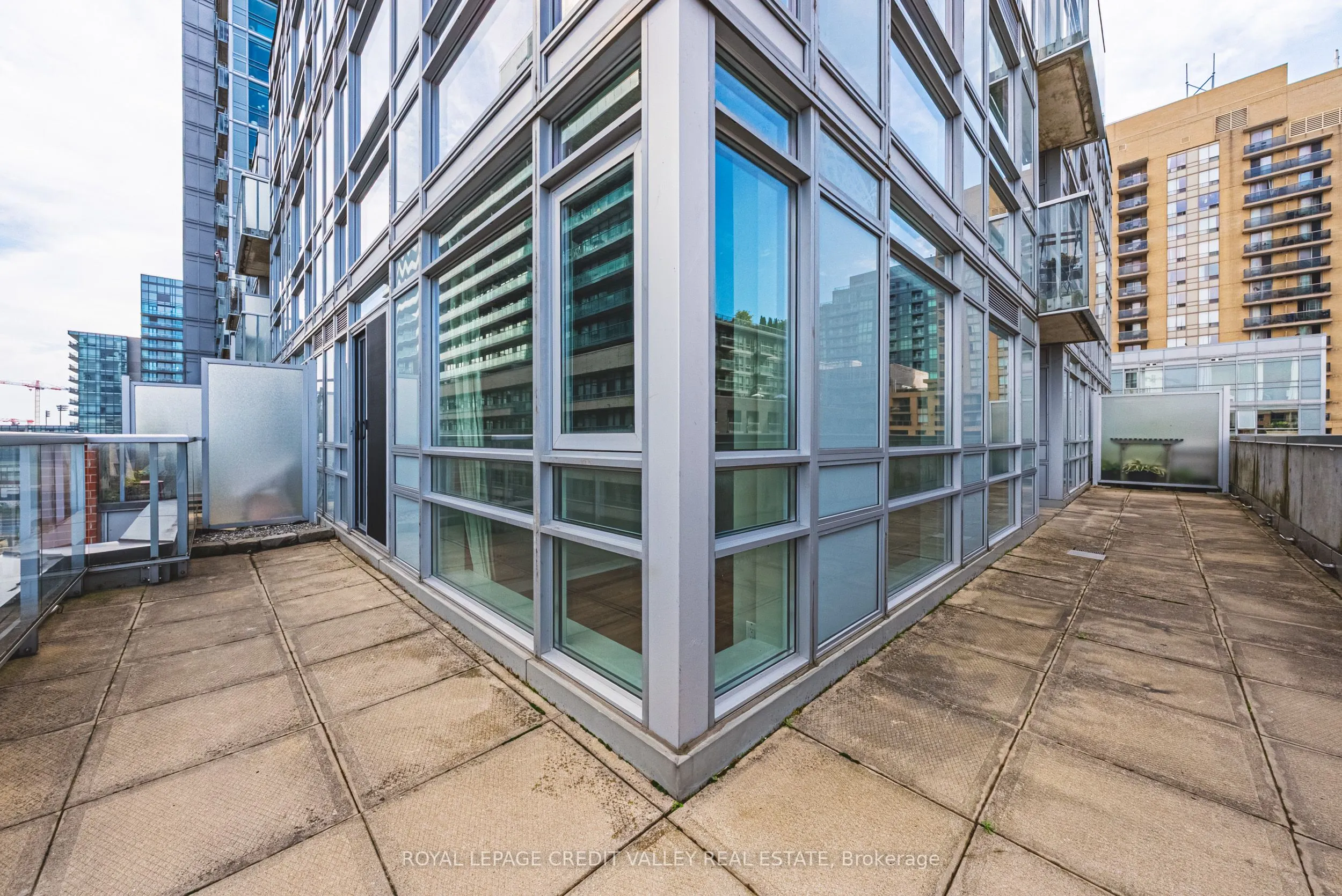 150 Sudbury Street, #609